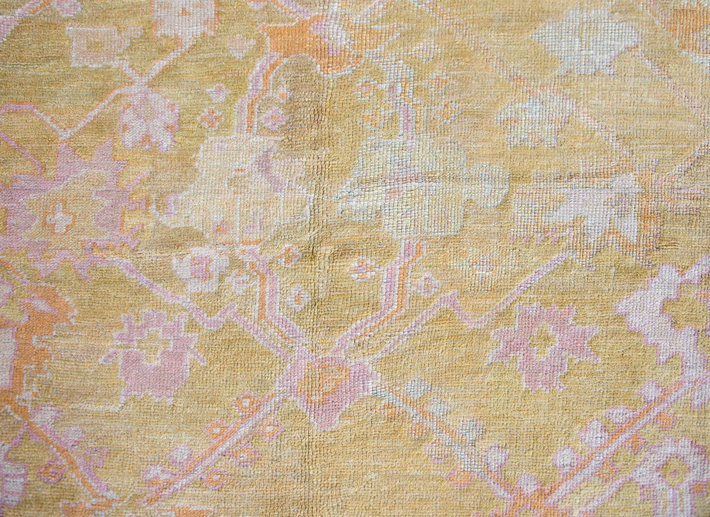 Early 20th Century Turkish Oushak Rug For Sale