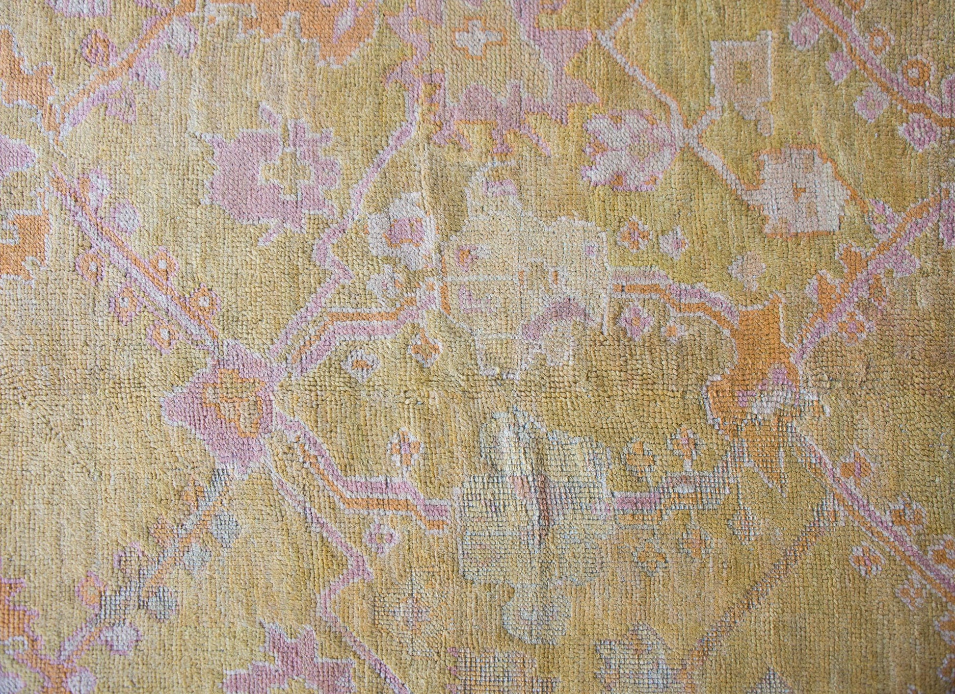 Early 20th Century Turkish Oushak Rug For Sale