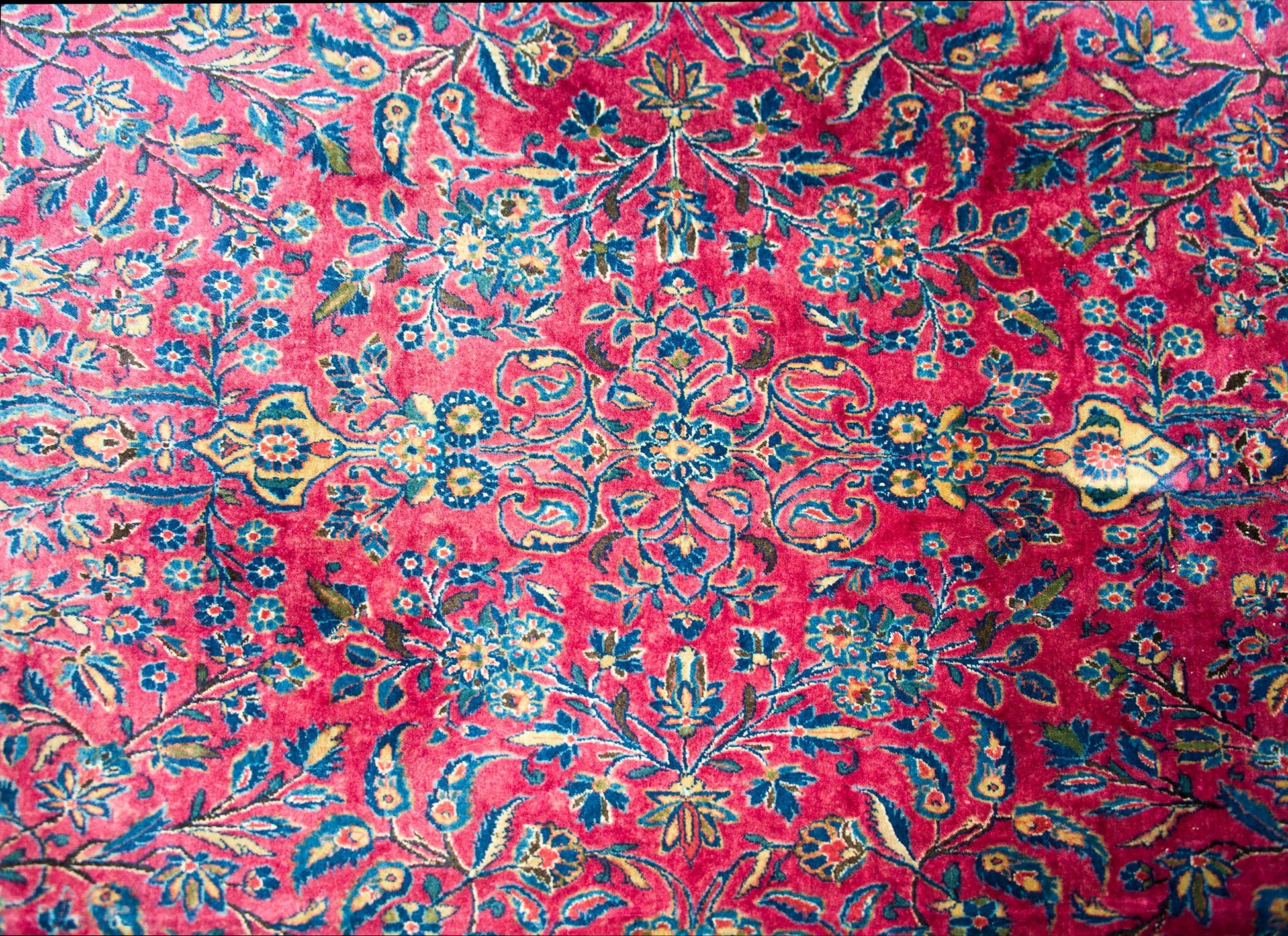 Early 20th Century Persian Kashan Rug For Sale