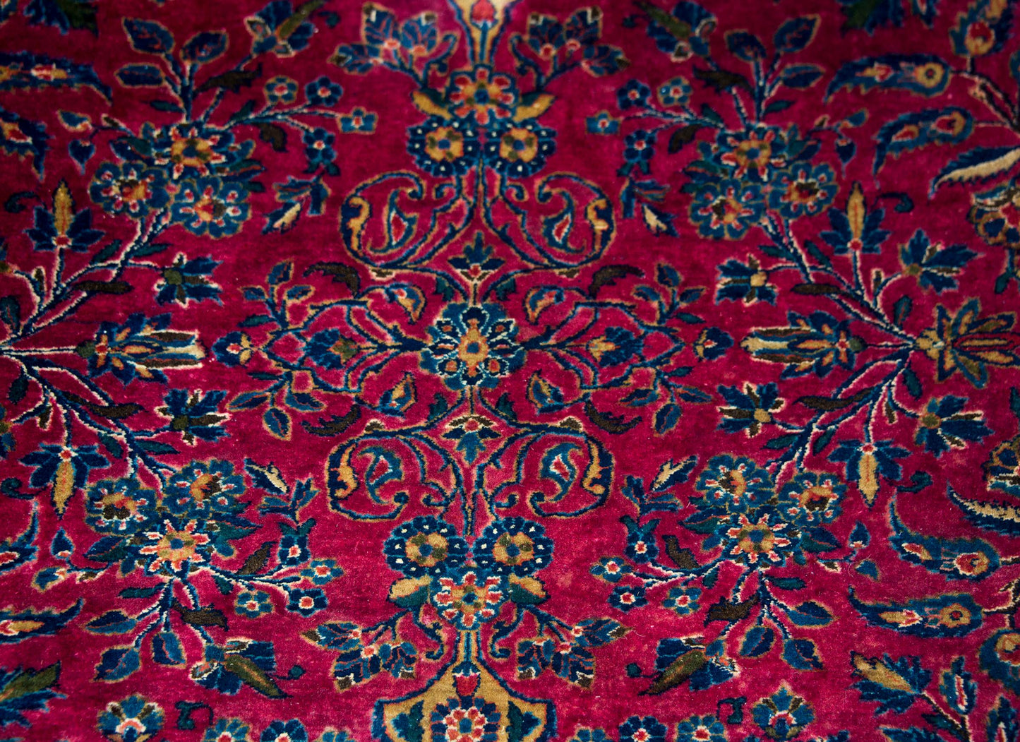 Early 20th Century Persian Kashan Rug For Sale