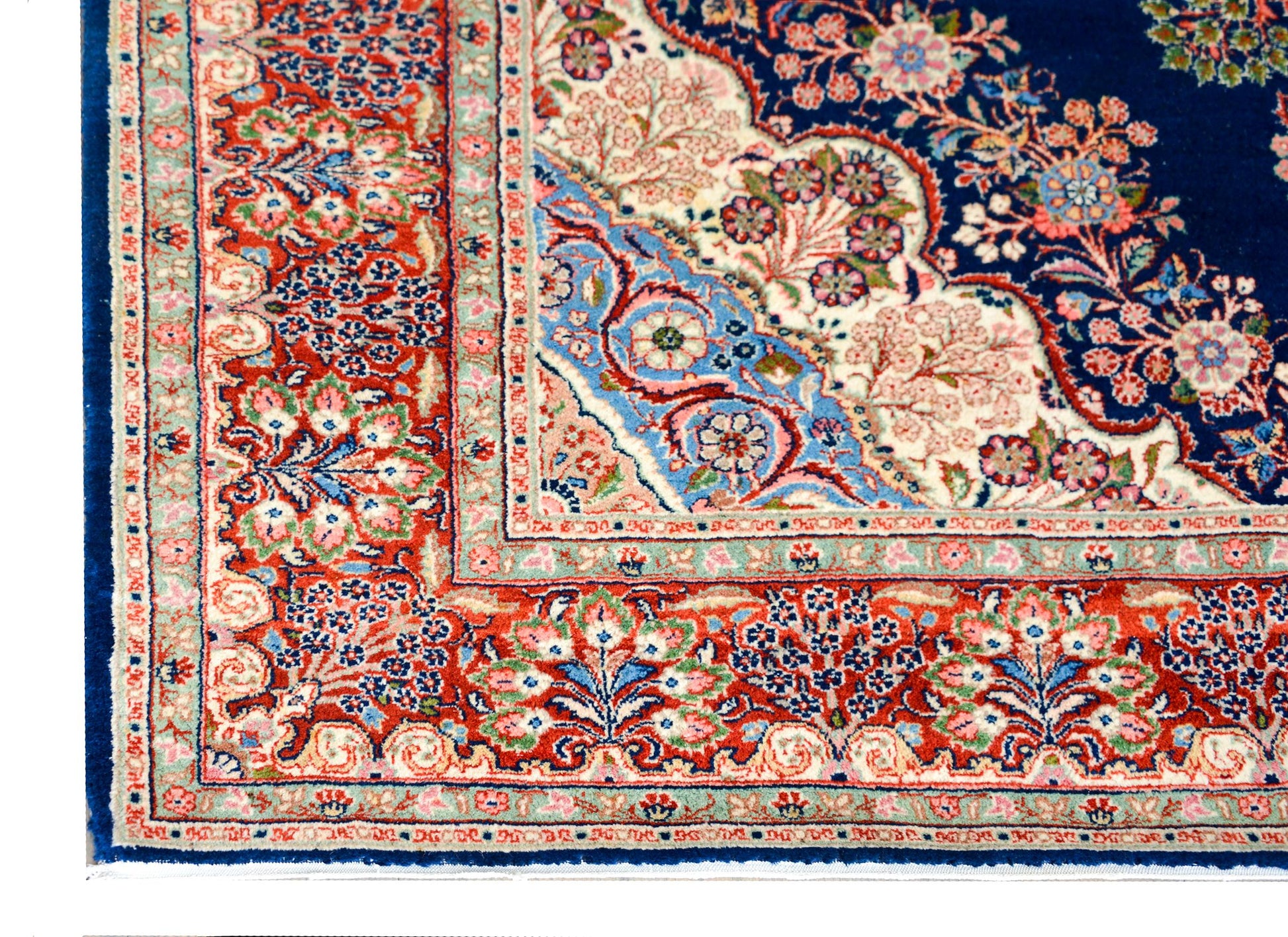 Vintage Tabriz Rug For Sale