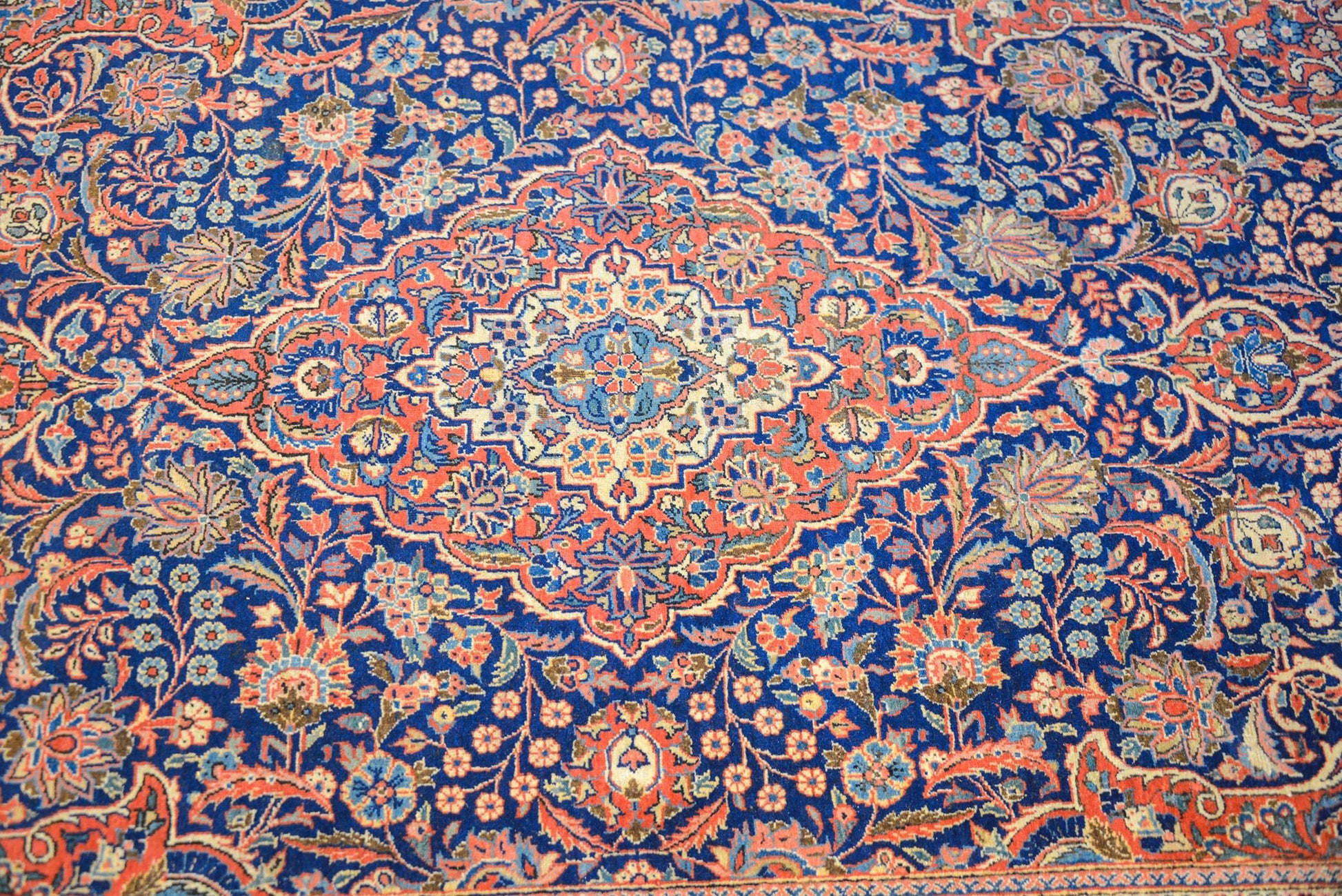 Amazing Early 20th Century Kashan Rug For Sale