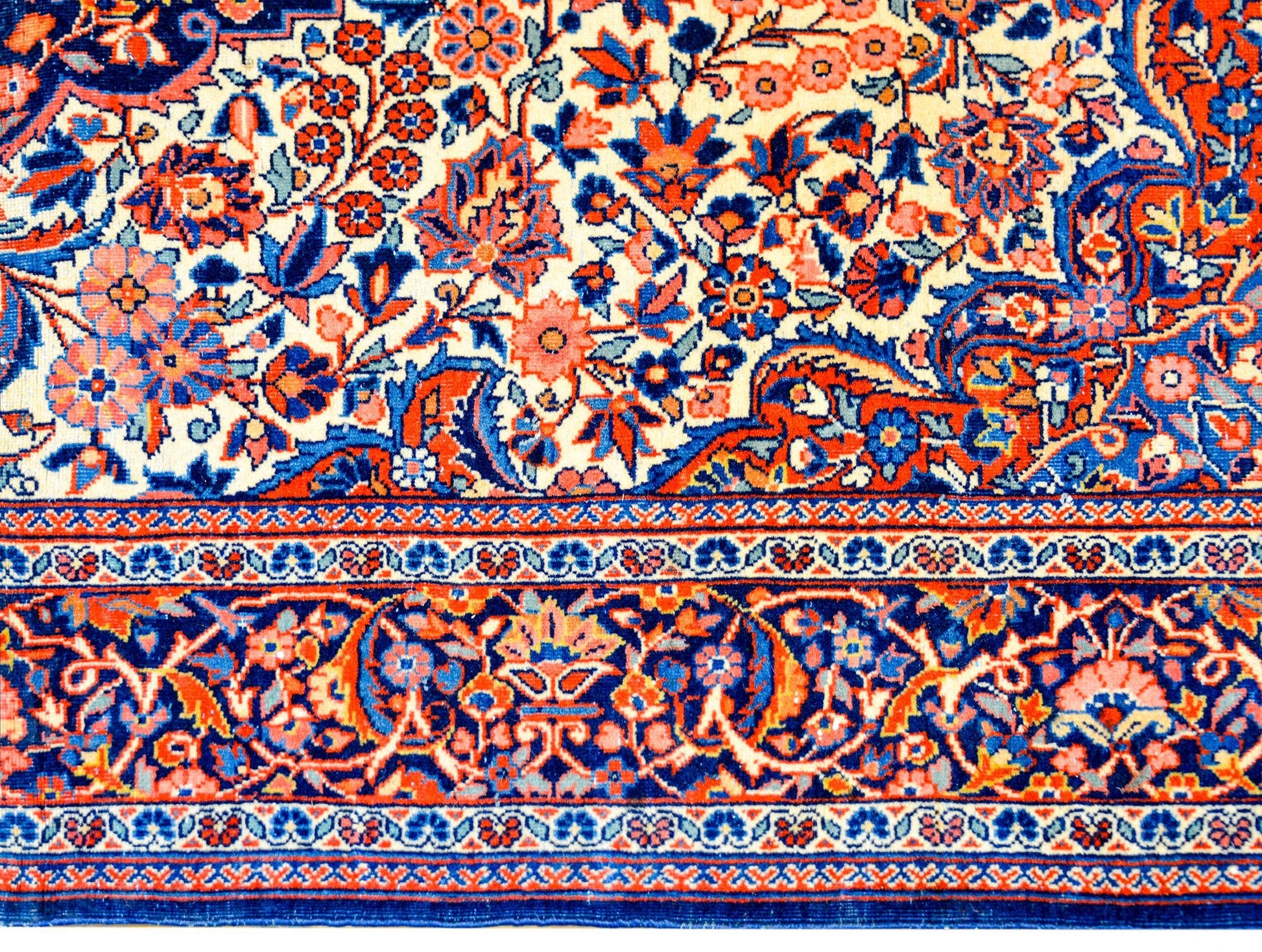 Exceptional Early 20th Century Kashan Rug For Sale