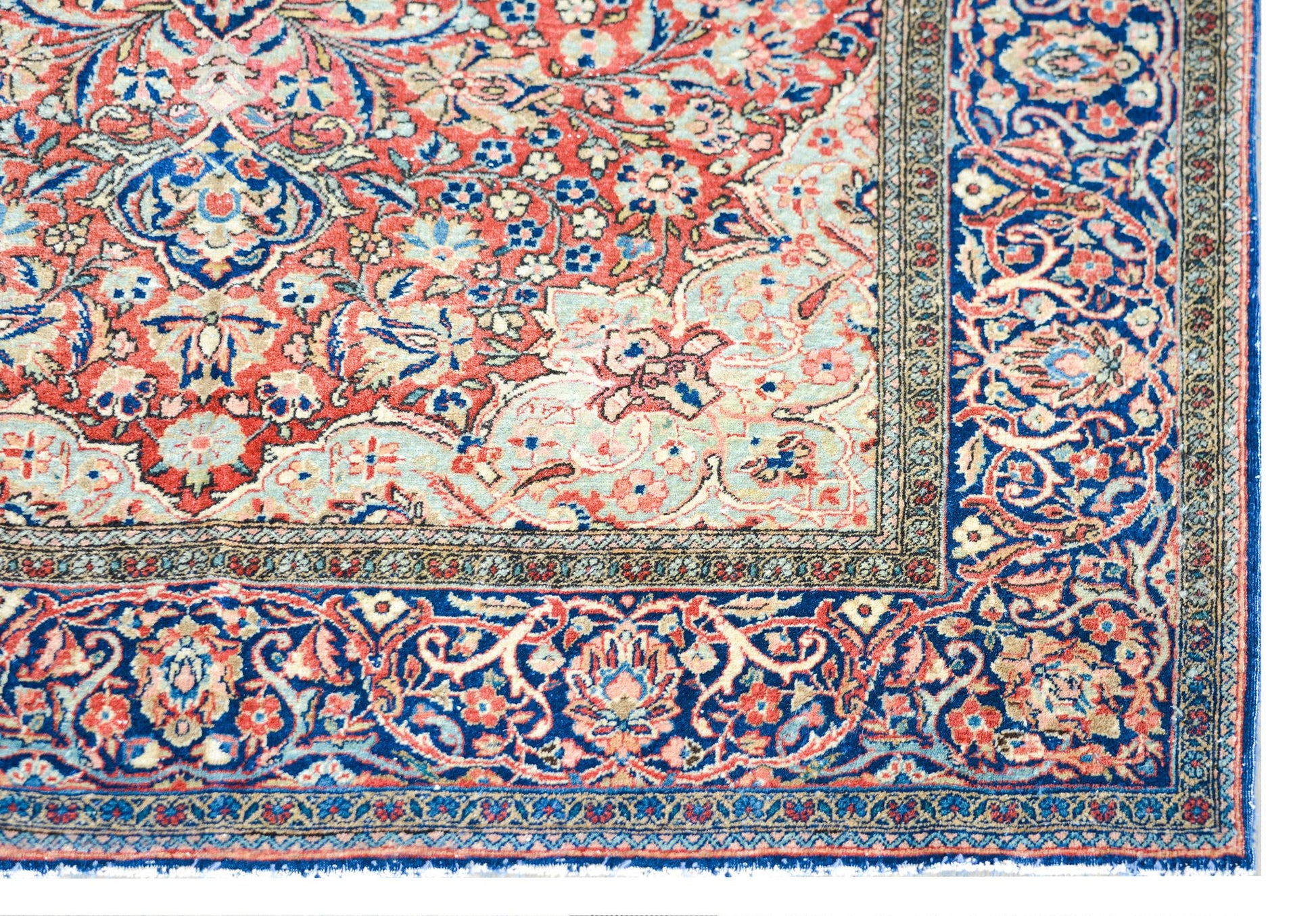 Outstanding Early 20th Century Kashan Rug For Sale
