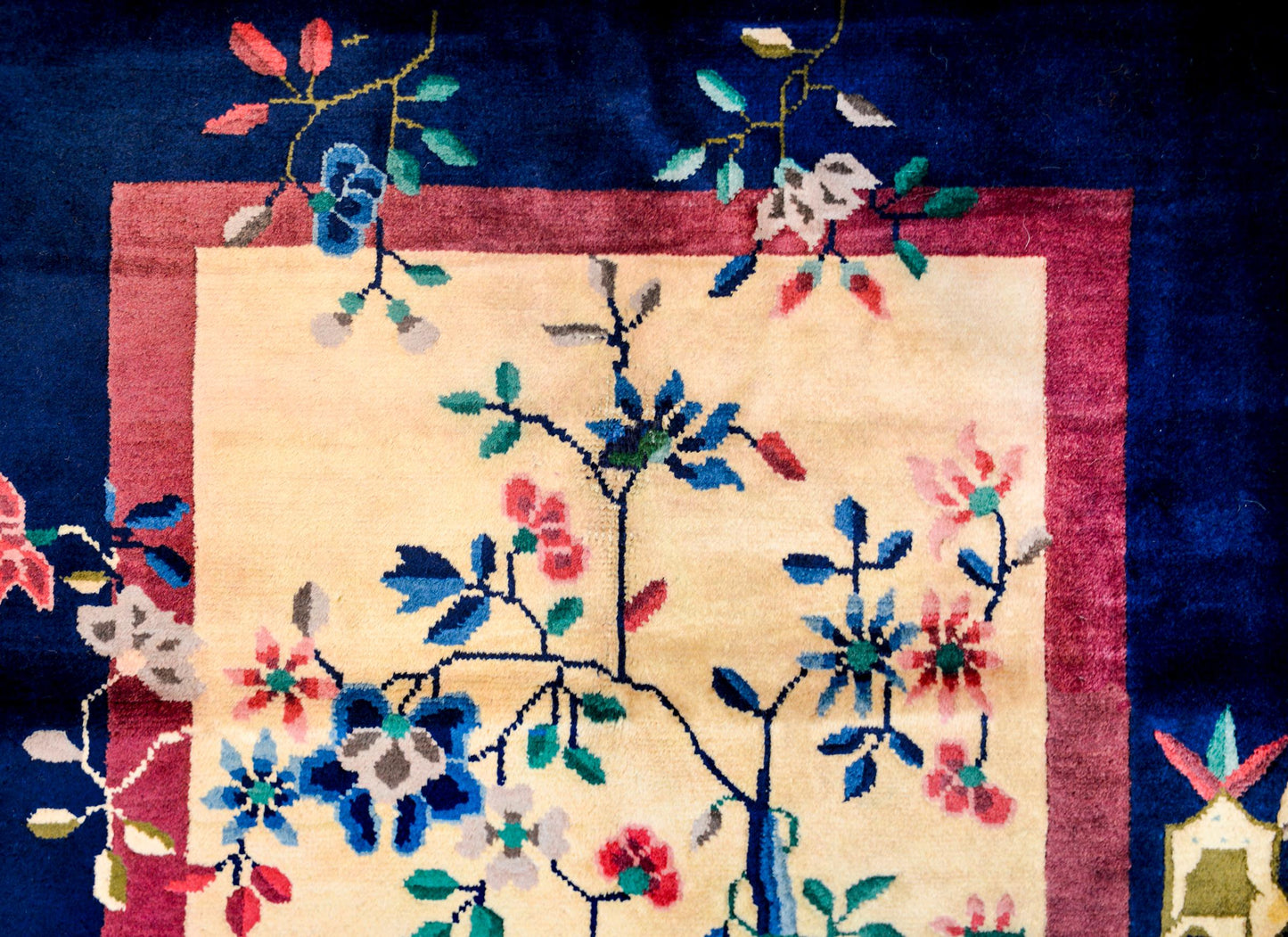 Early 20th Century Chinese Art Deco Rug For Sale