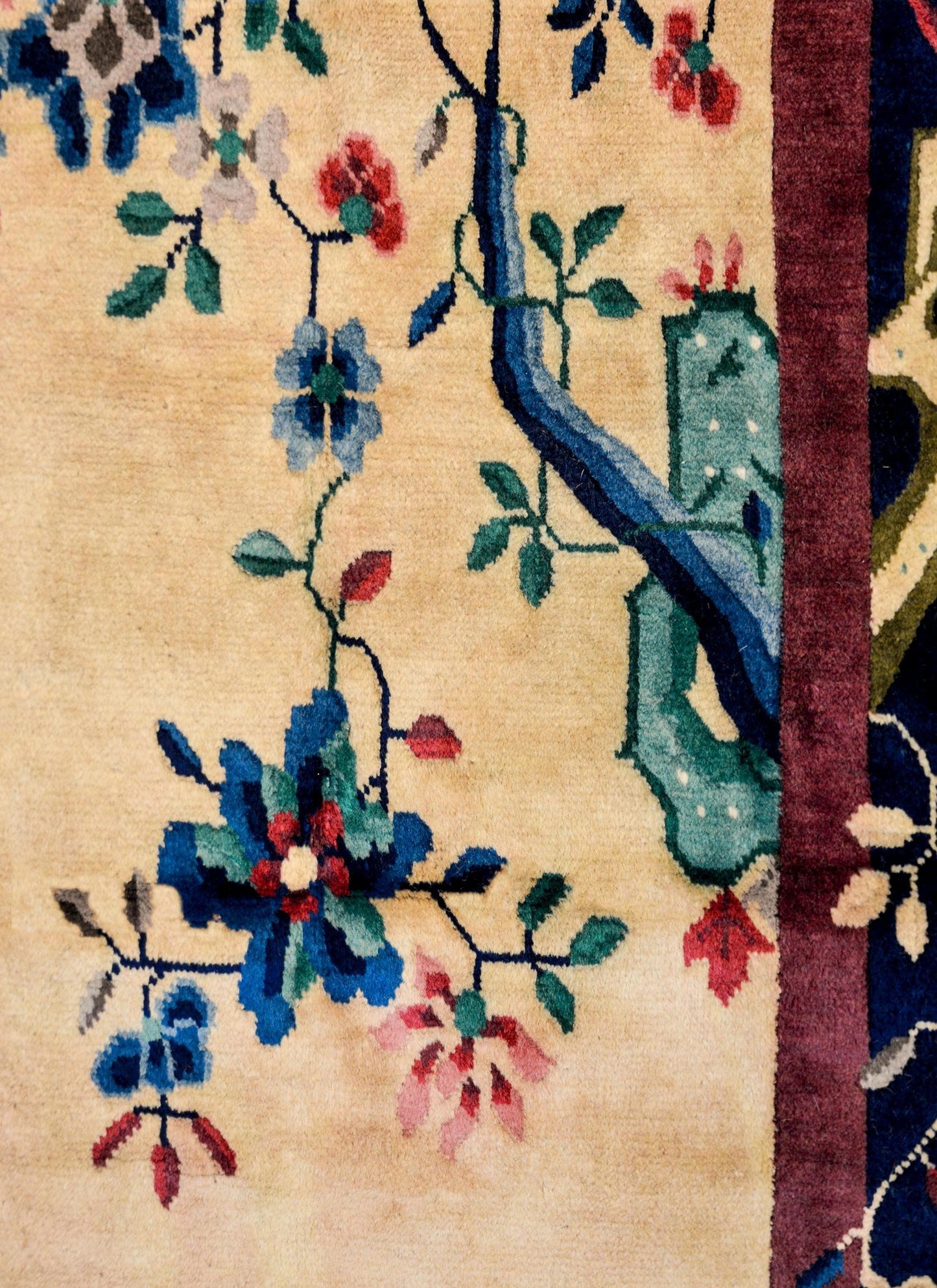 Early 20th Century Chinese Art Deco Rug For Sale