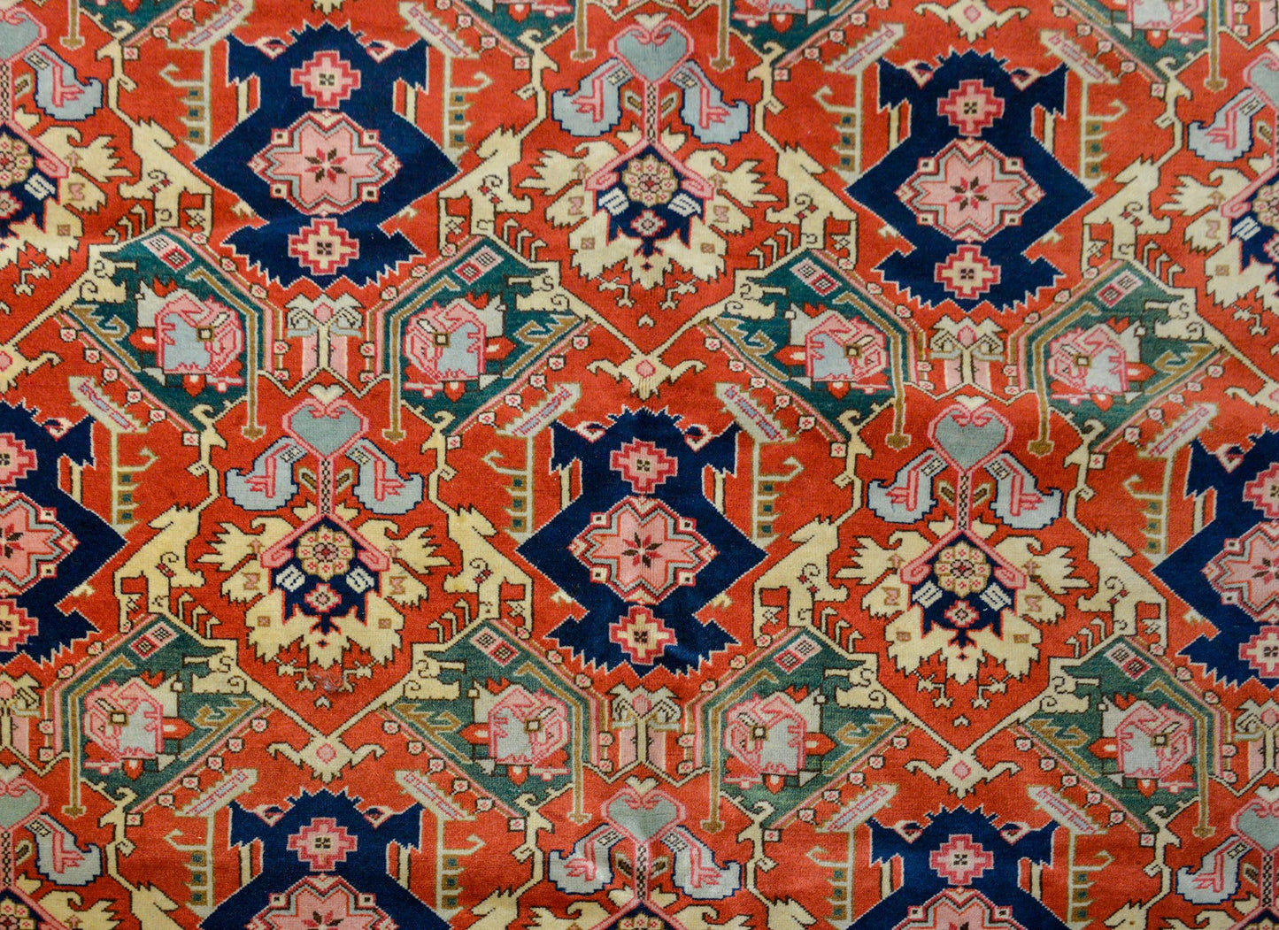 Outstanding Vintage Serapi-Style Rug For Sale