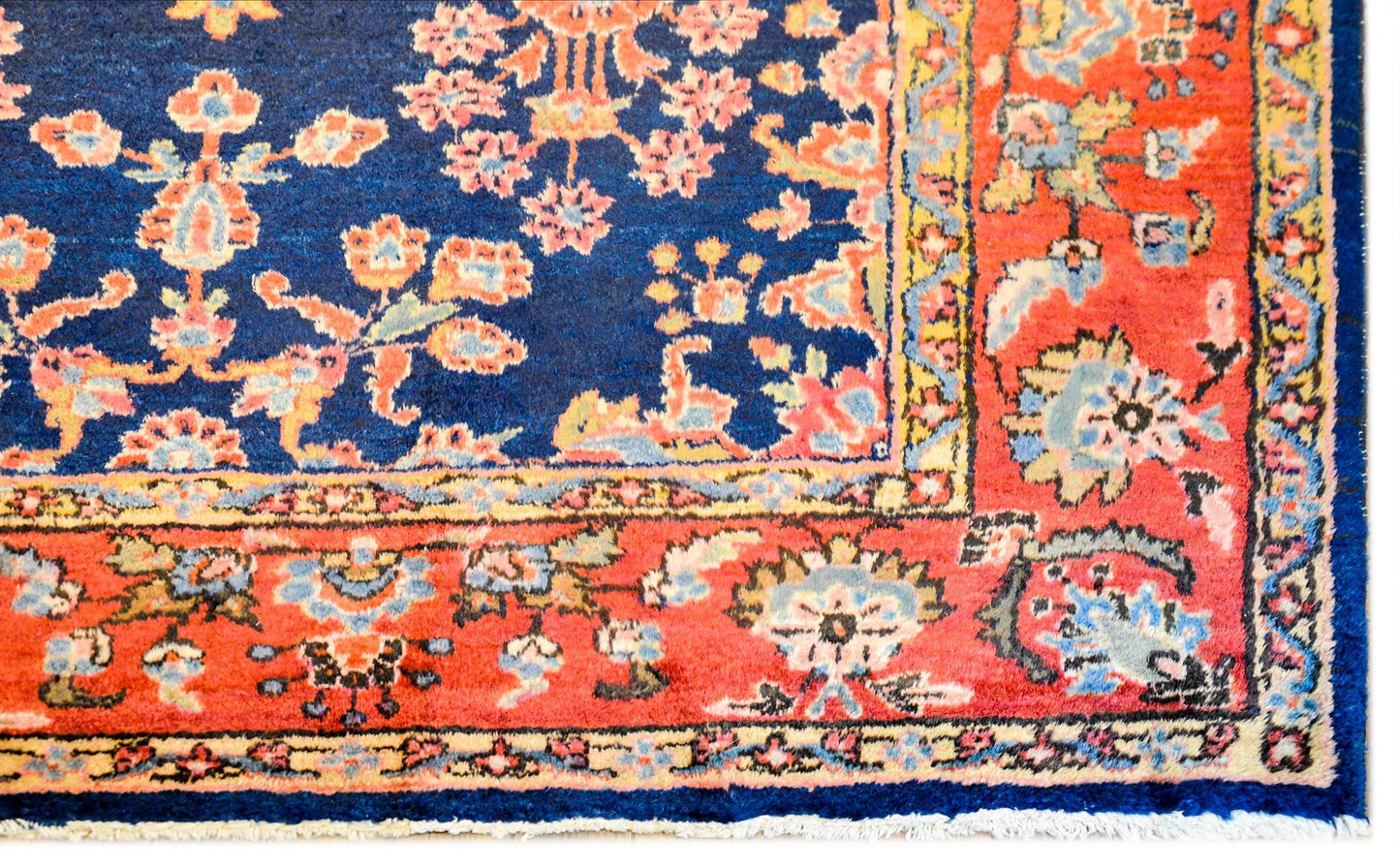 Beautiful Early 20th Century Lilihan Rug For Sale