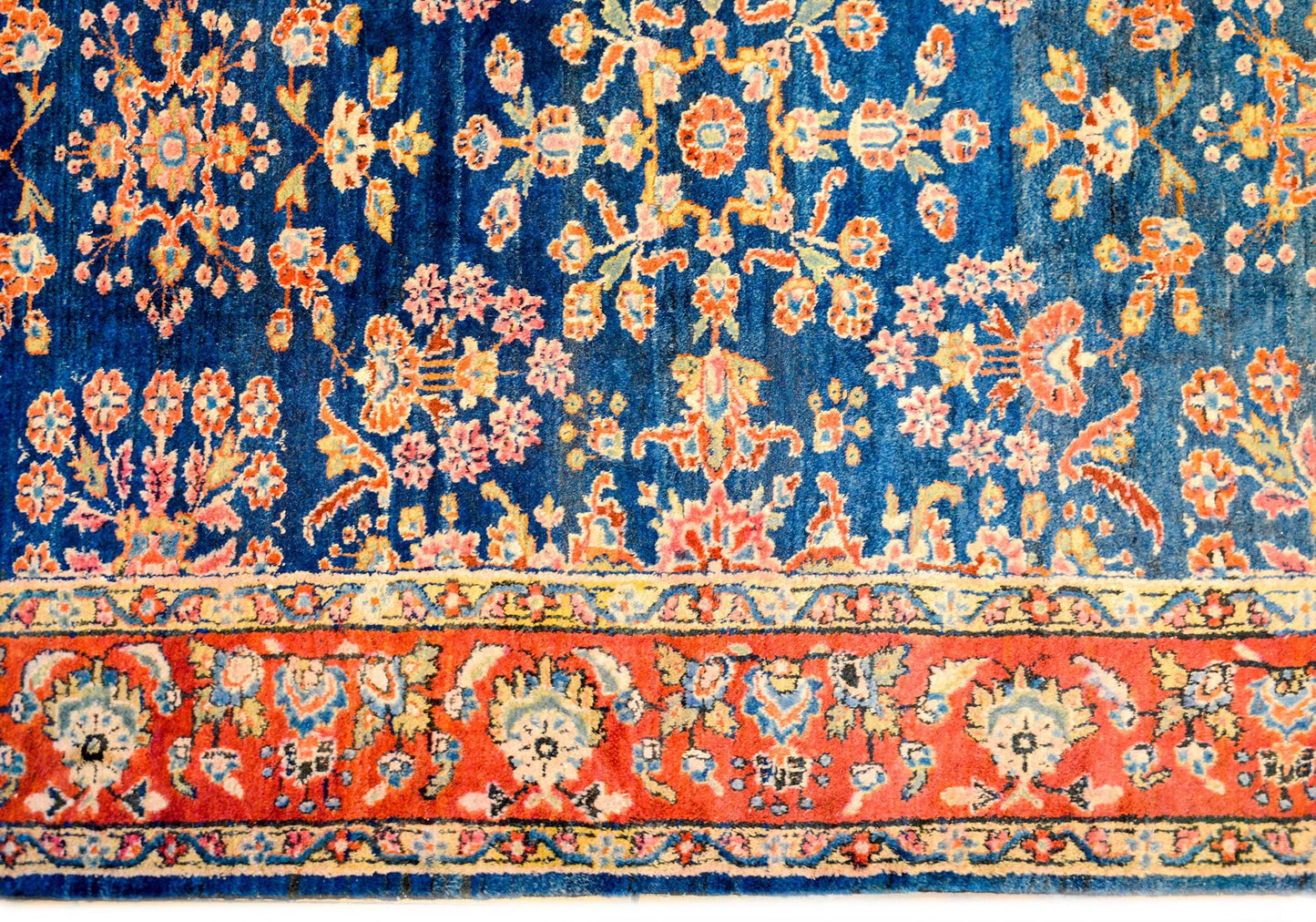 Beautiful Early 20th Century Lilihan Rug For Sale