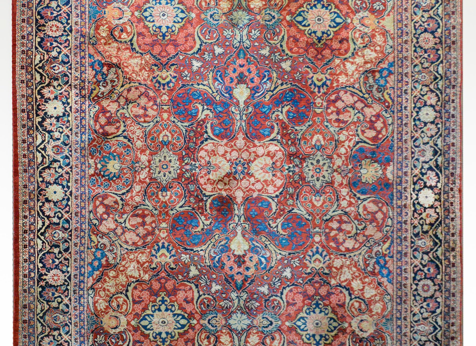 Early 20th Century Sarouk Mahal For Sale