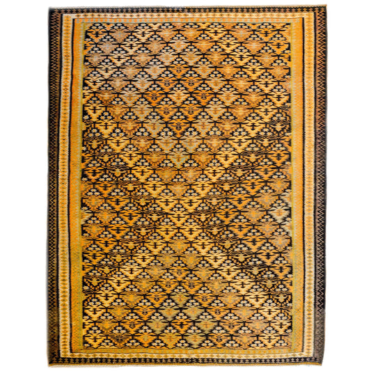 Mid-20th Century Qazvin Kilim Rug For Sale