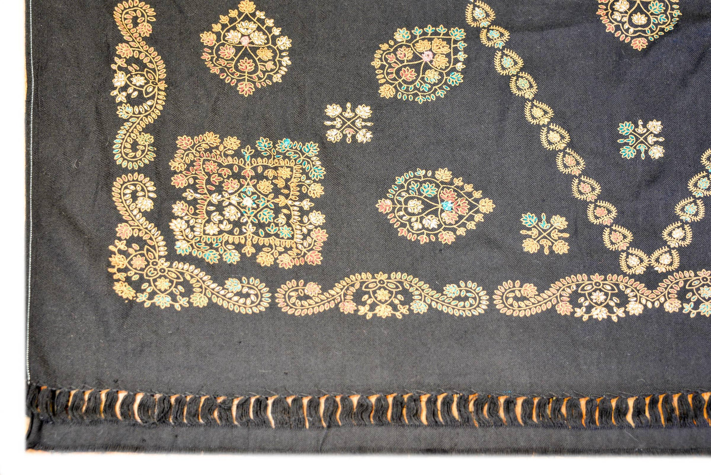 Skillfully Embroidered Late 20th Century Indian Suzani Textile For Sale