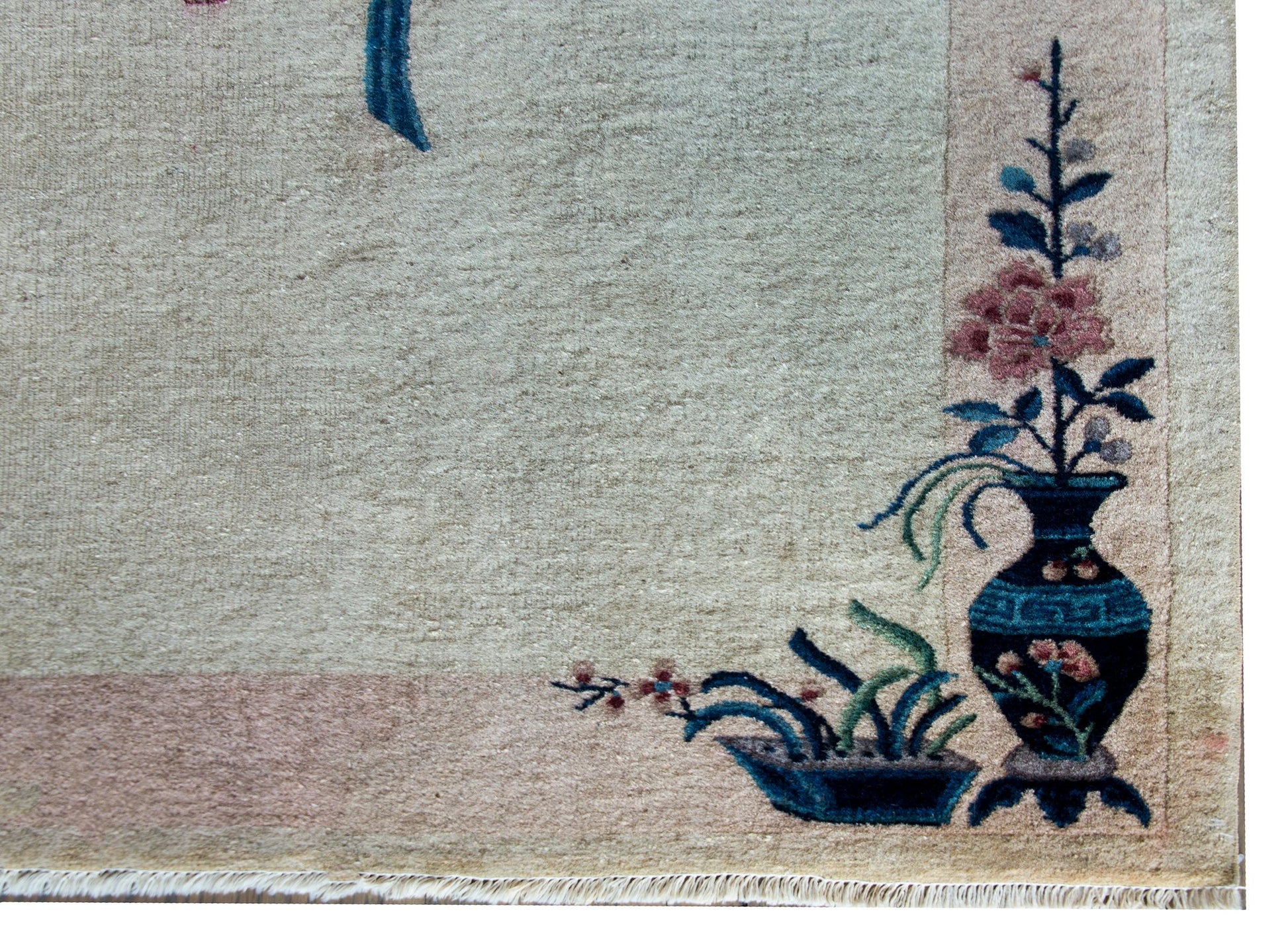 Early 20th Century Chinese Art Deco Rug For Sale