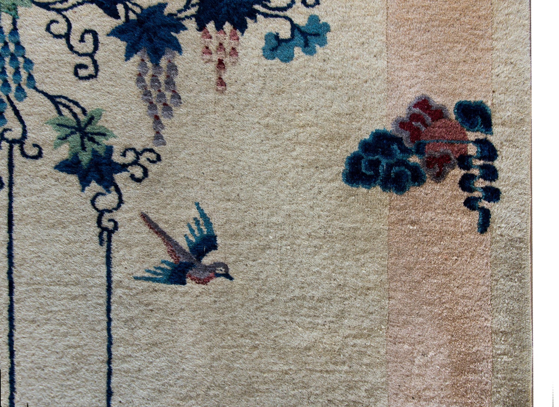 Early 20th Century Chinese Art Deco Rug For Sale