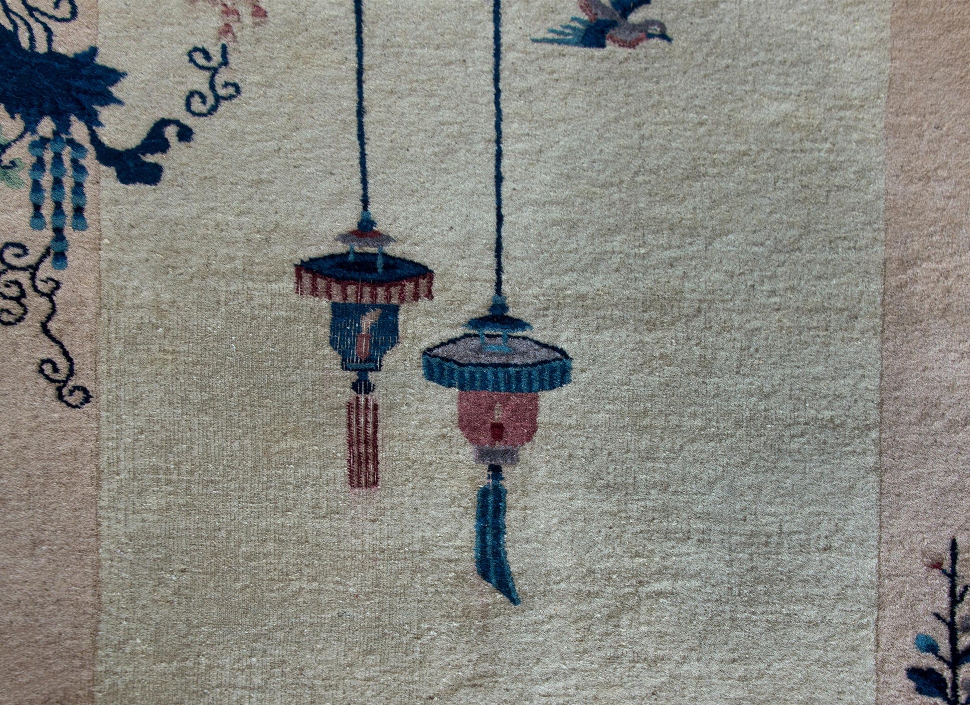 Early 20th Century Chinese Art Deco Rug For Sale