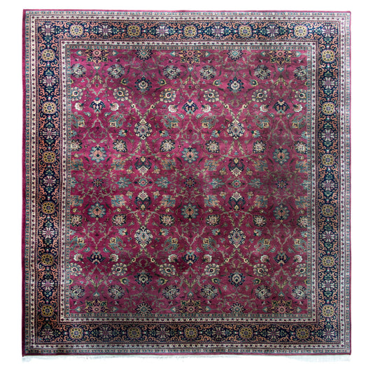 Late 20th Century Pakistani Tabriz Rug For Sale