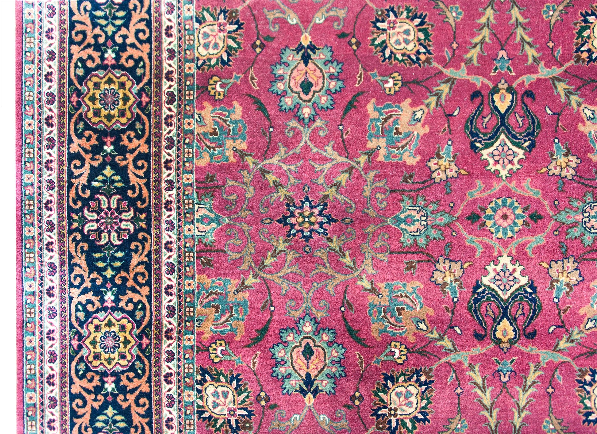 Late 20th Century Pakistani Tabriz Rug For Sale