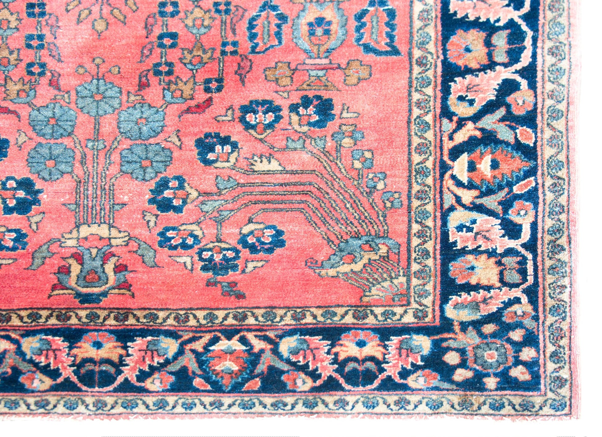 Early 20th Century Persian Sarouk Rug For Sale