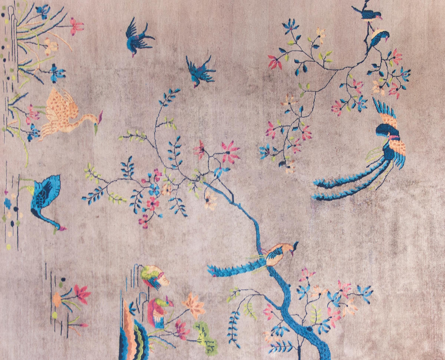 Early 20th Century Chinese Art Deco Rug For Sale