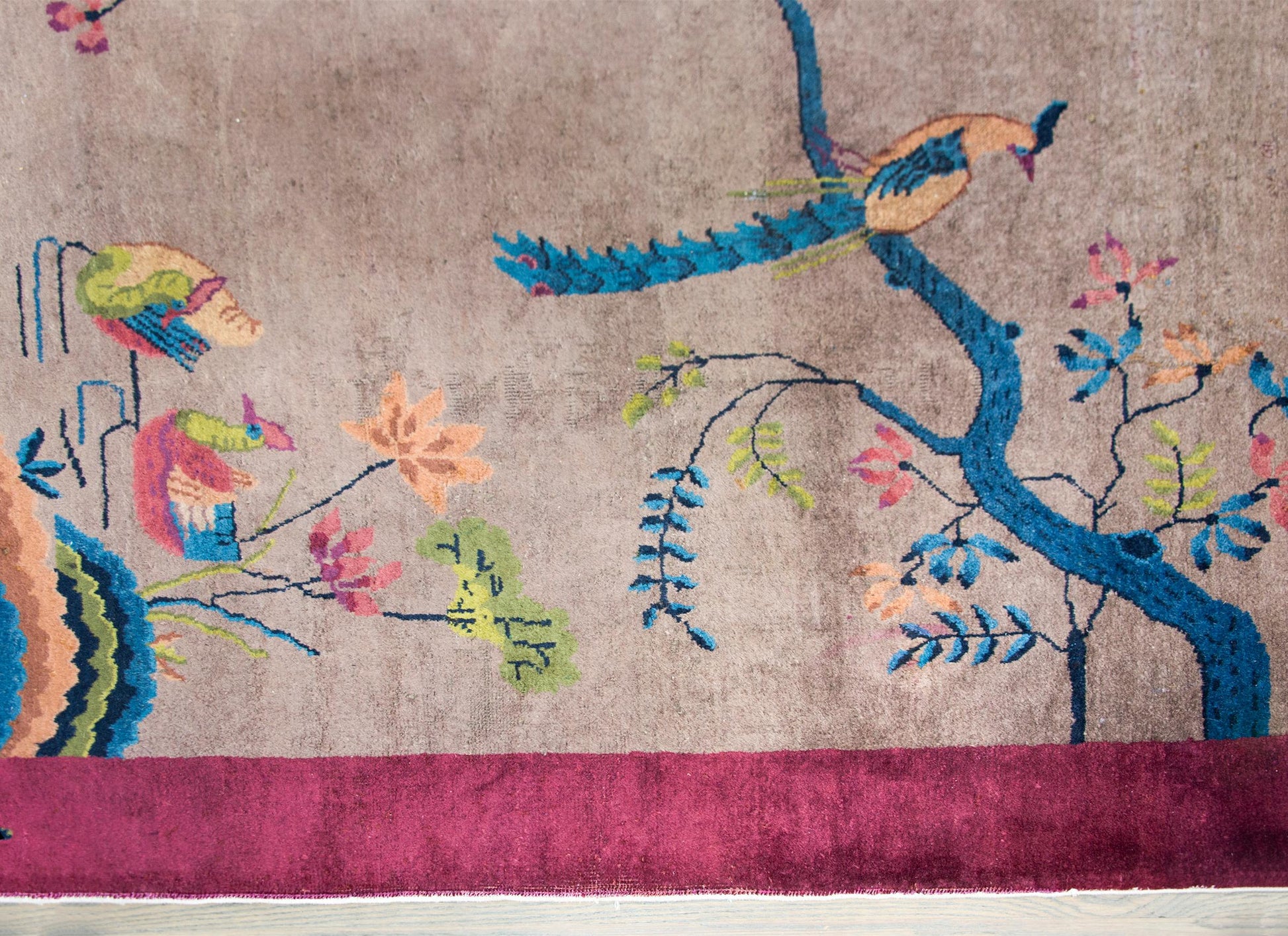 Early 20th Century Chinese Art Deco Rug For Sale