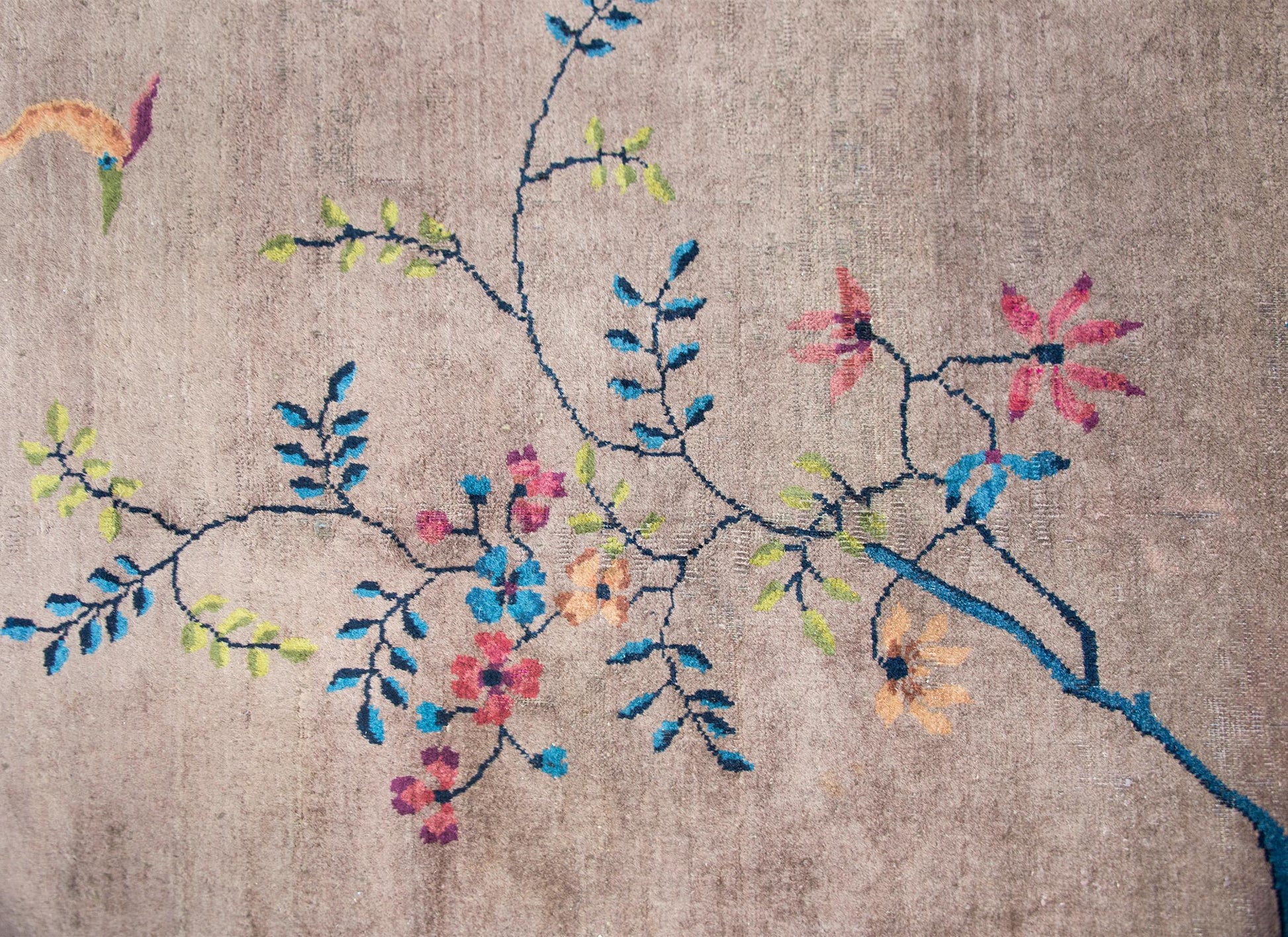 Early 20th Century Chinese Art Deco Rug For Sale
