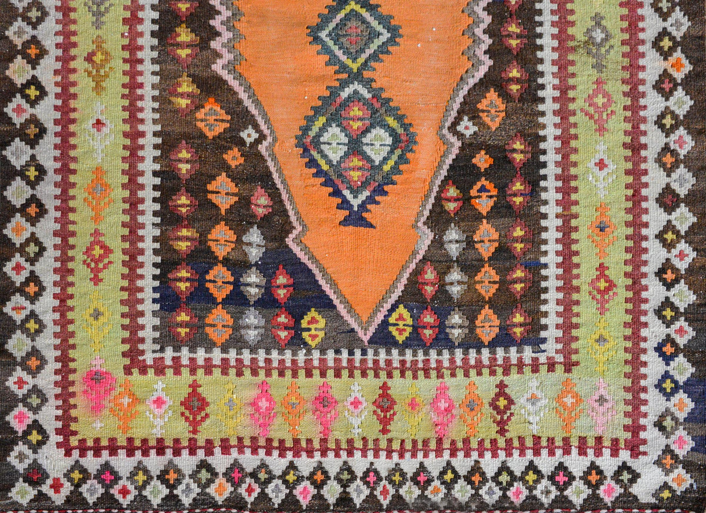 Early 20th Century Saveh Kilim Rug For Sale