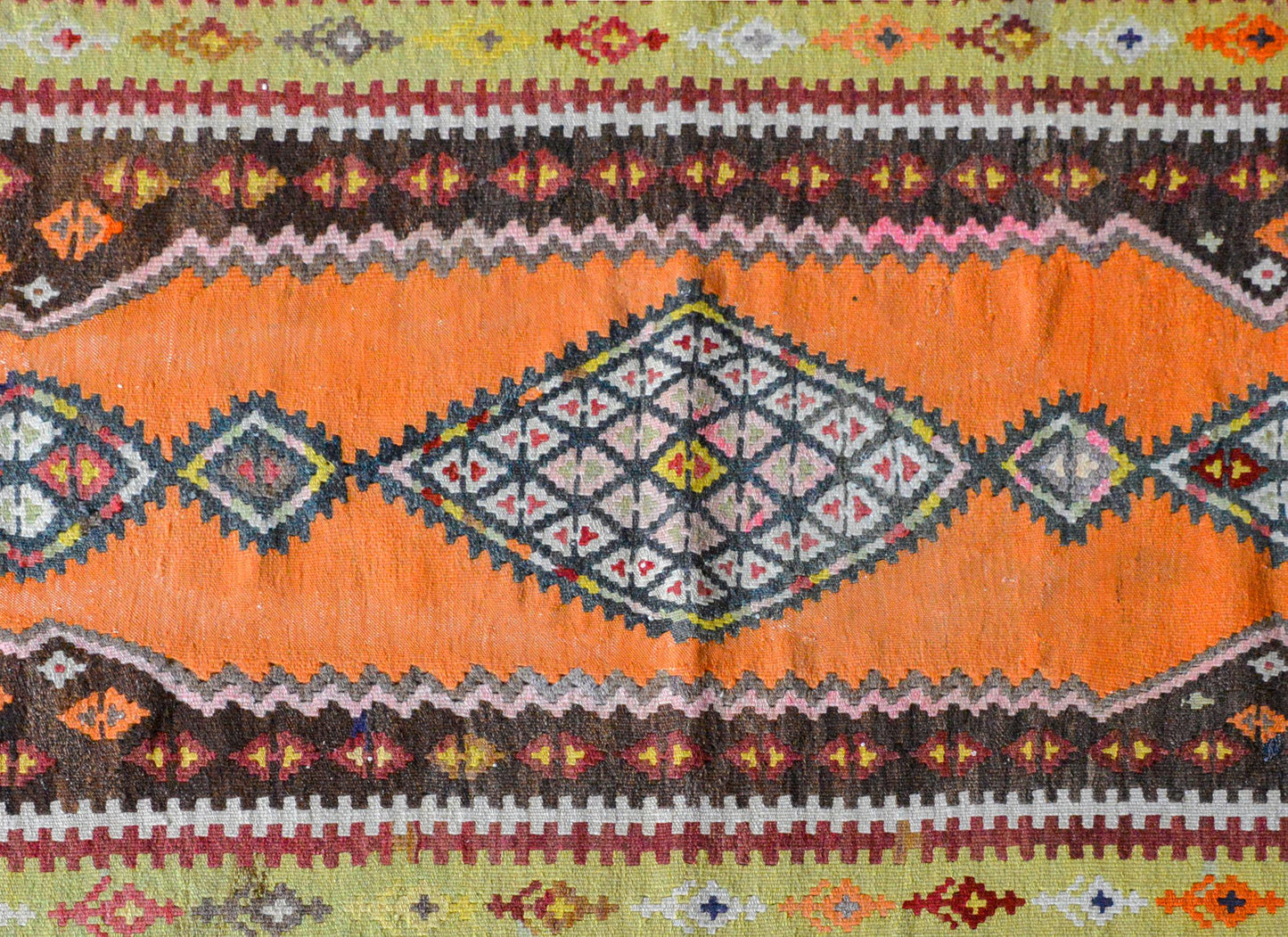 Early 20th Century Saveh Kilim Rug For Sale