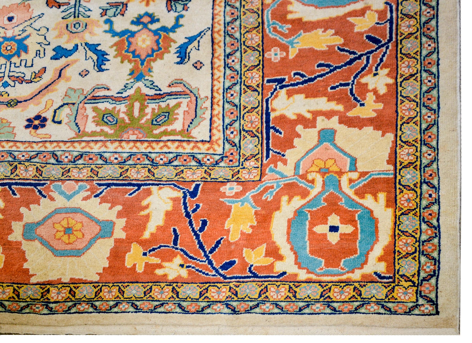Breathtaking Mid-20th Century Sultanabad Rug For Sale
