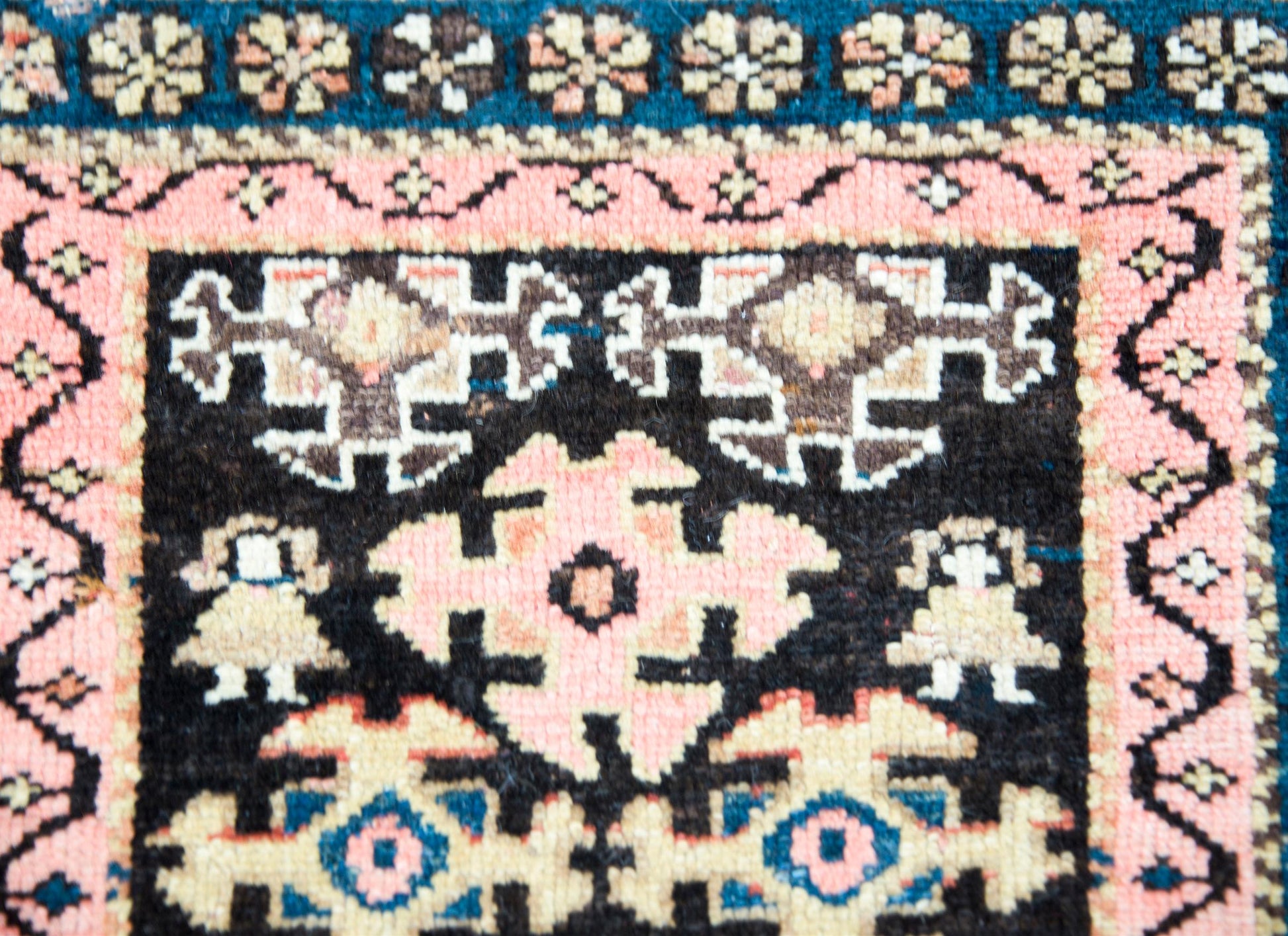Early 20th Century Kurdish Rug For Sale