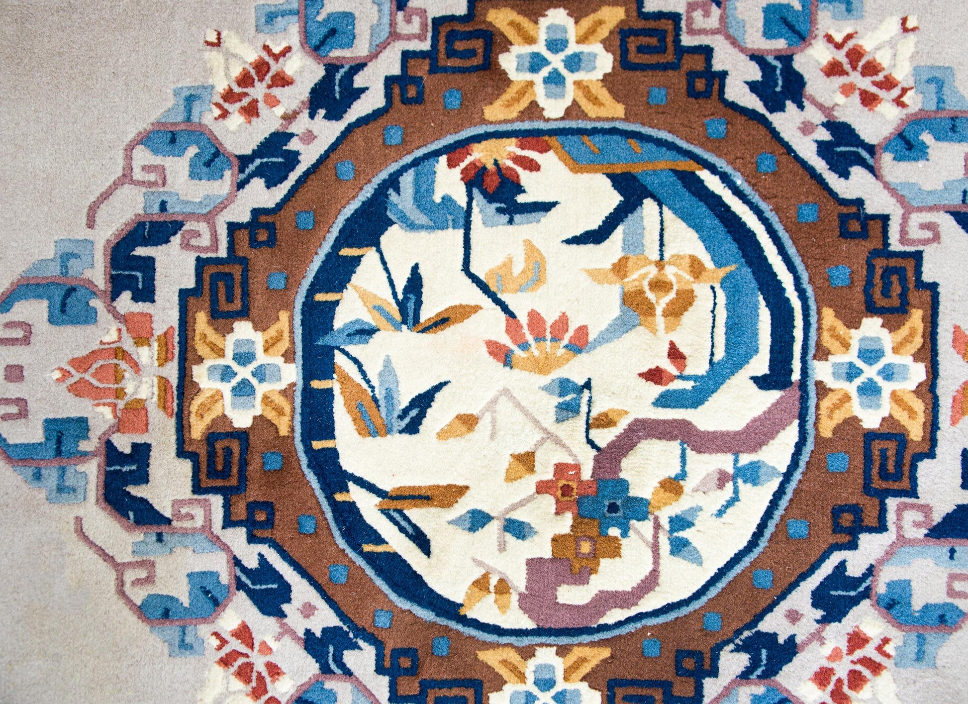 Mid-20th Century Chinese Rug For Sale