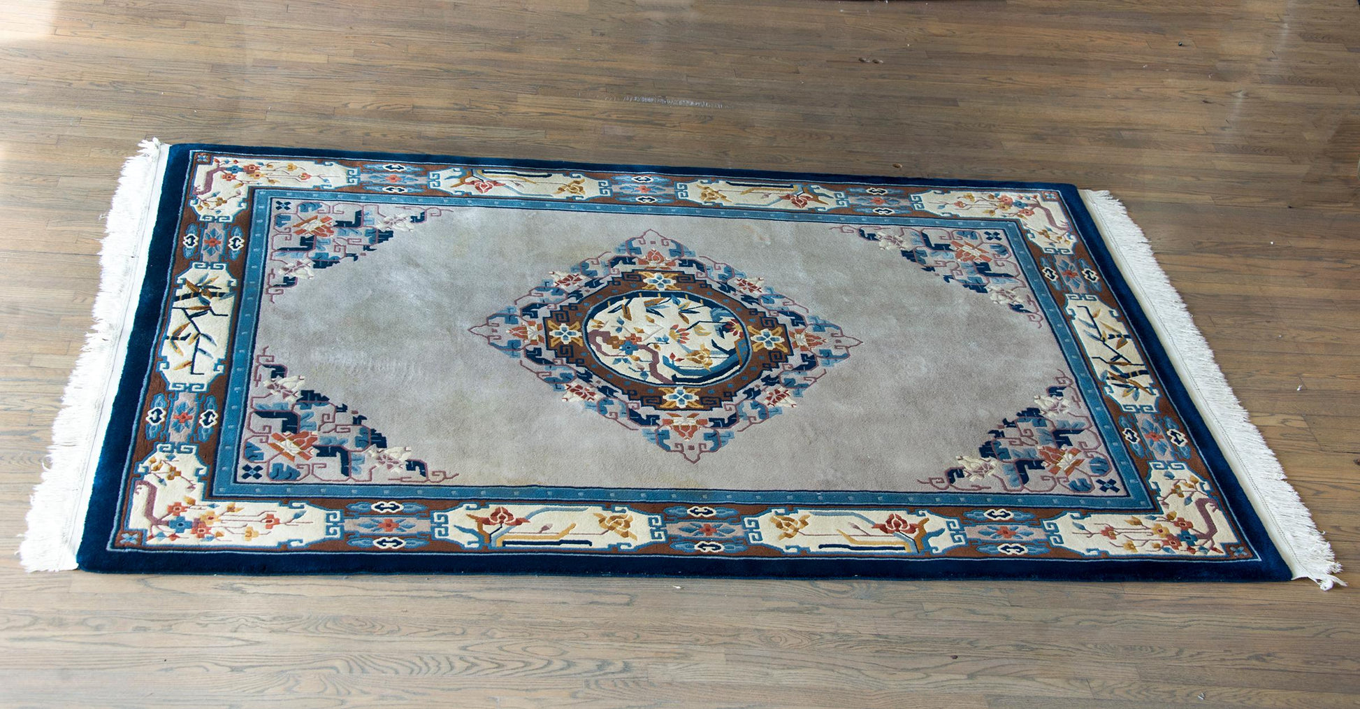 Mid-20th Century Chinese Rug For Sale