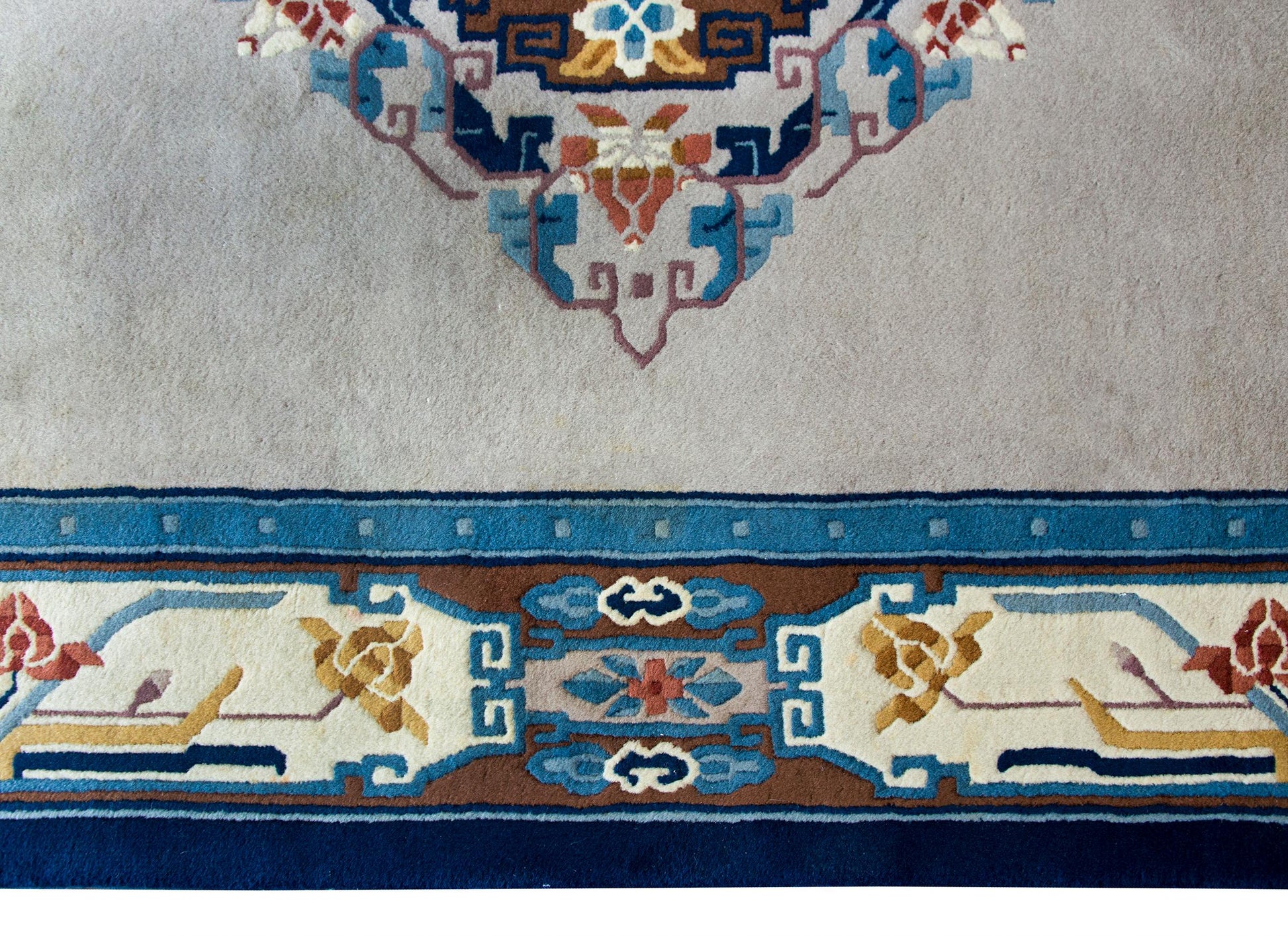 Mid-20th Century Chinese Rug For Sale