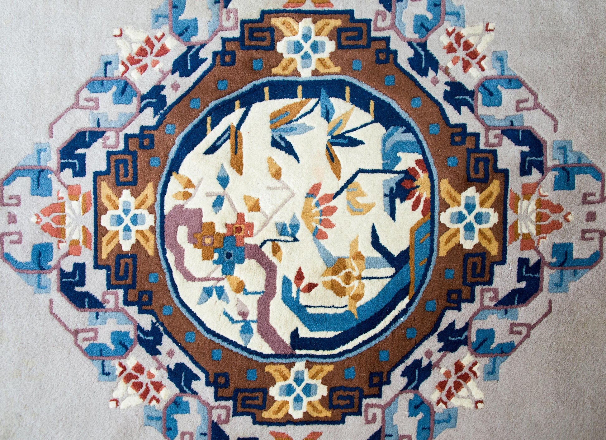 Mid-20th Century Chinese Rug For Sale