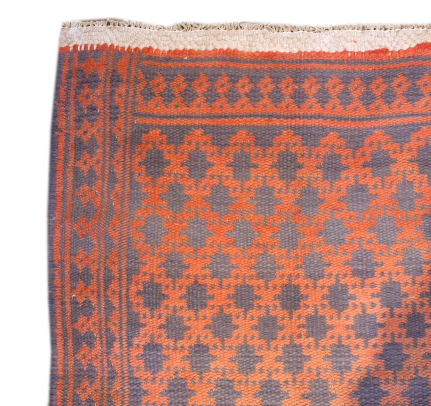 Amazing Early 20th Century Saveh Kilim For Sale