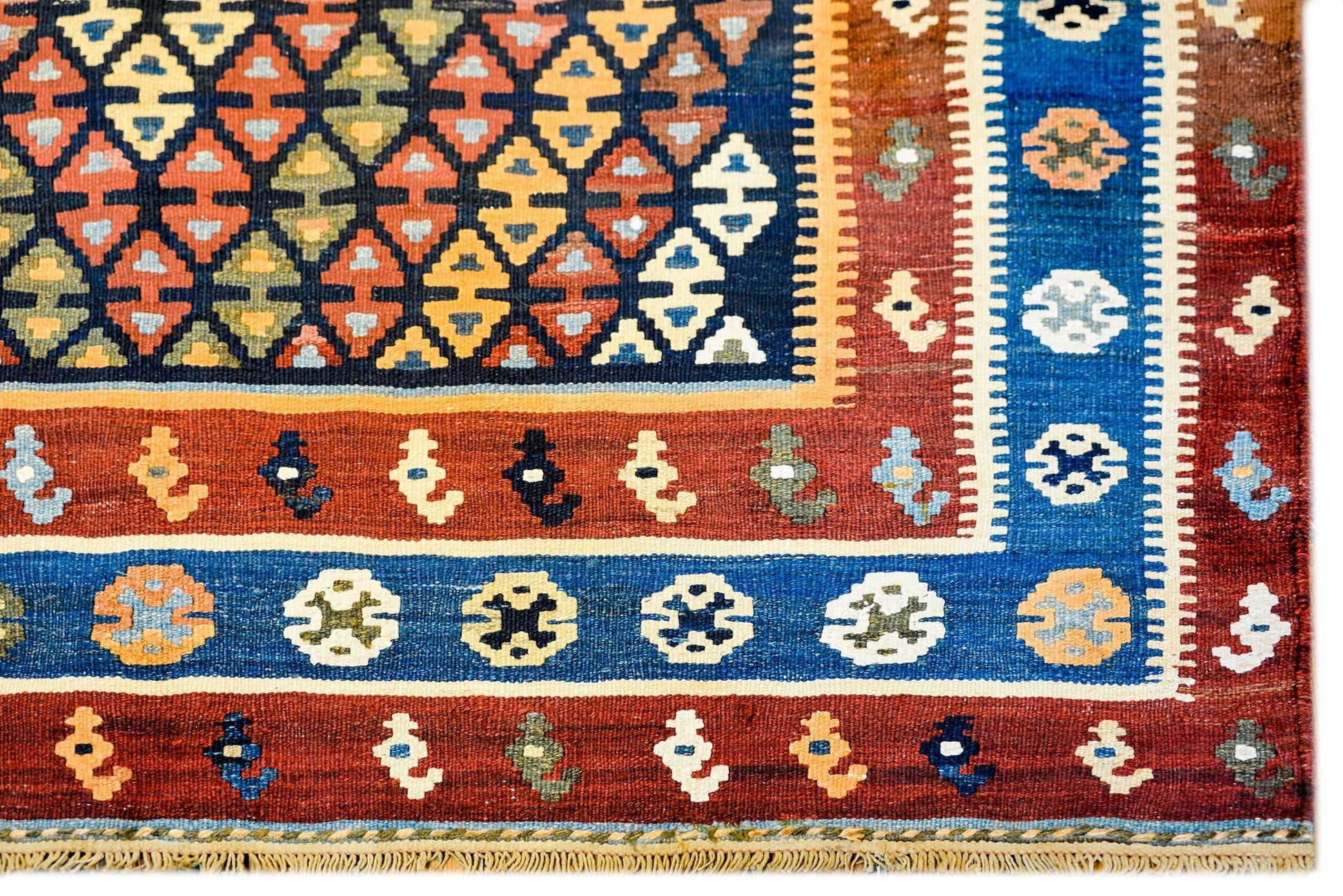 Early 20th Century Ersin Kilim Rug For Sale