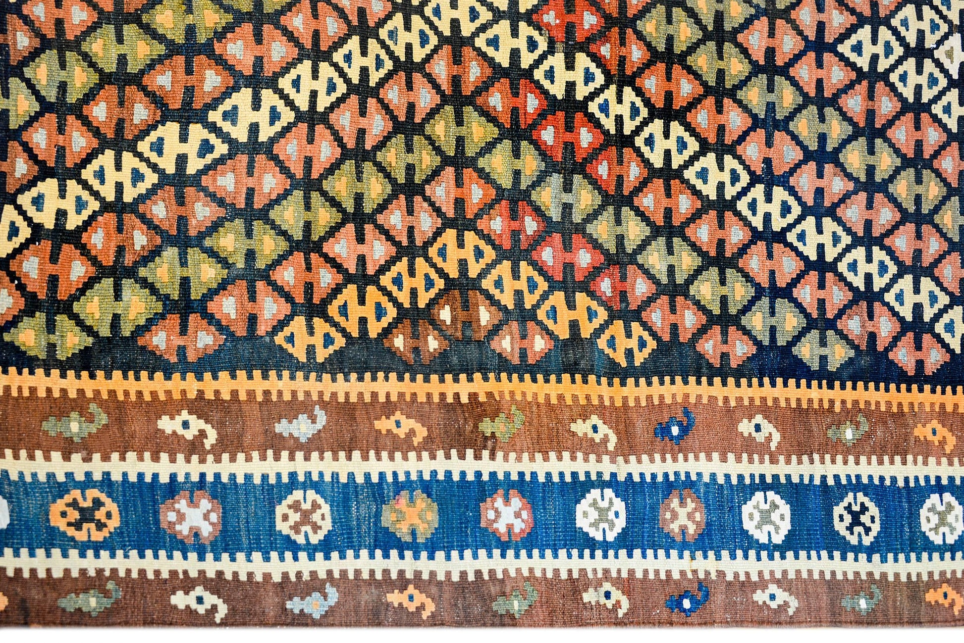 Early 20th Century Ersin Kilim Rug For Sale