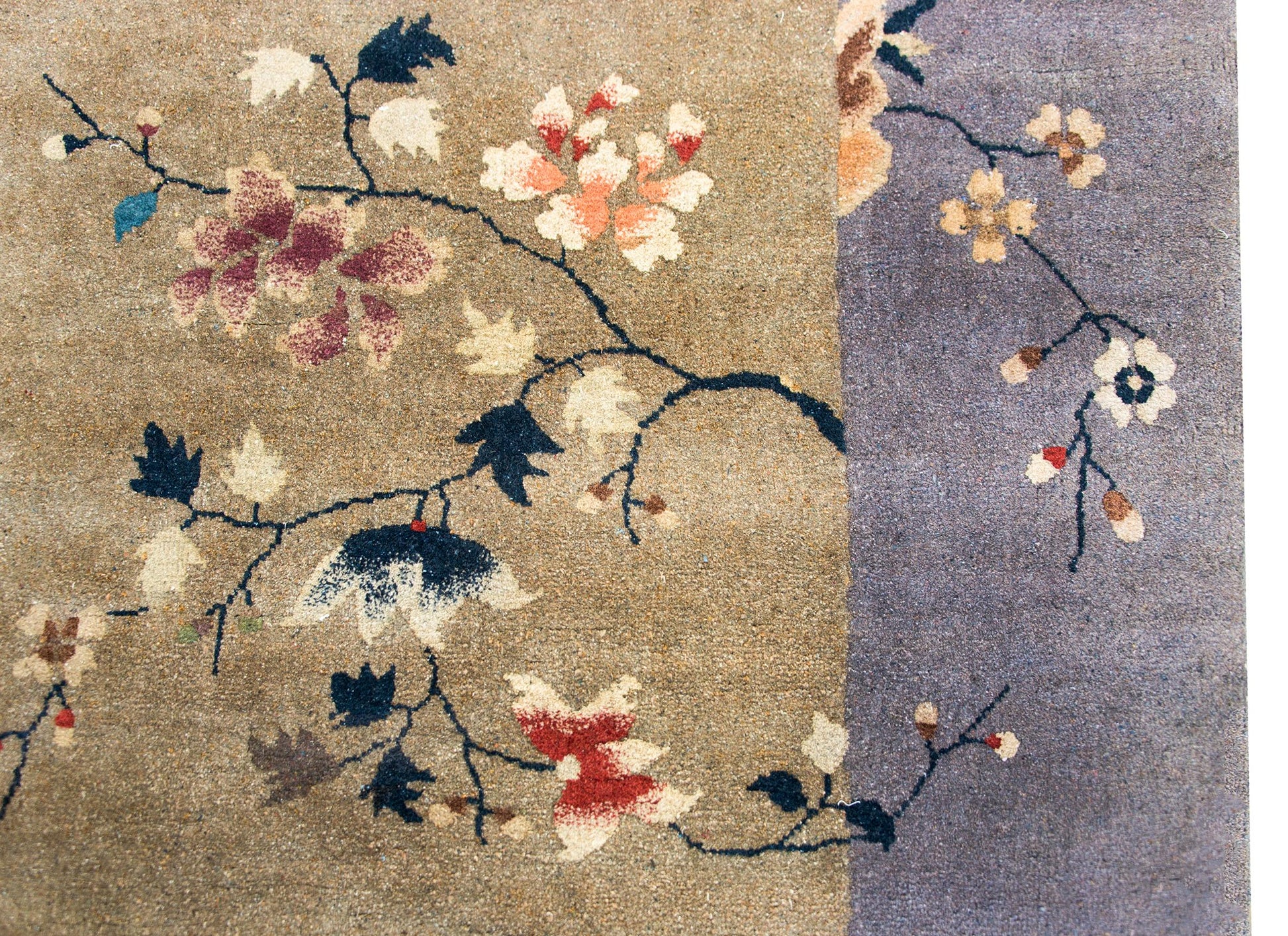 Early 20th Century Chinese Art Deco Rug For Sale