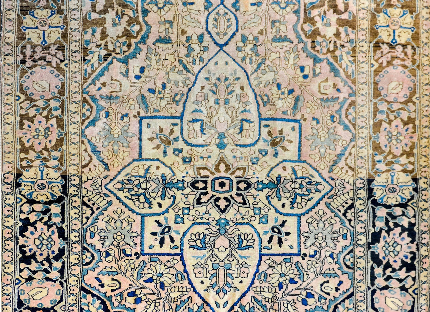 Amazing Early 20th Century Sarouk Farahan Rug For Sale