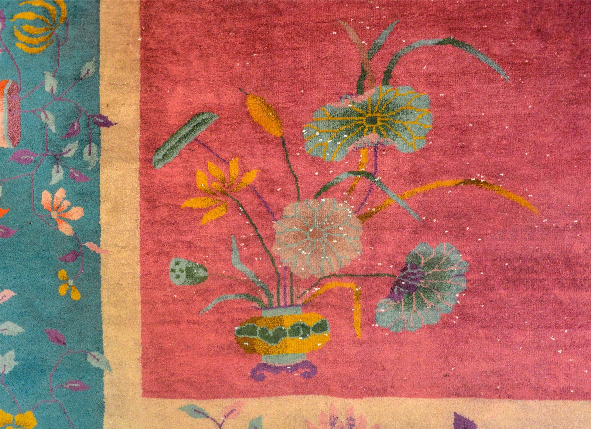 Early 20th Century Chinese Art Deco Rug For Sale