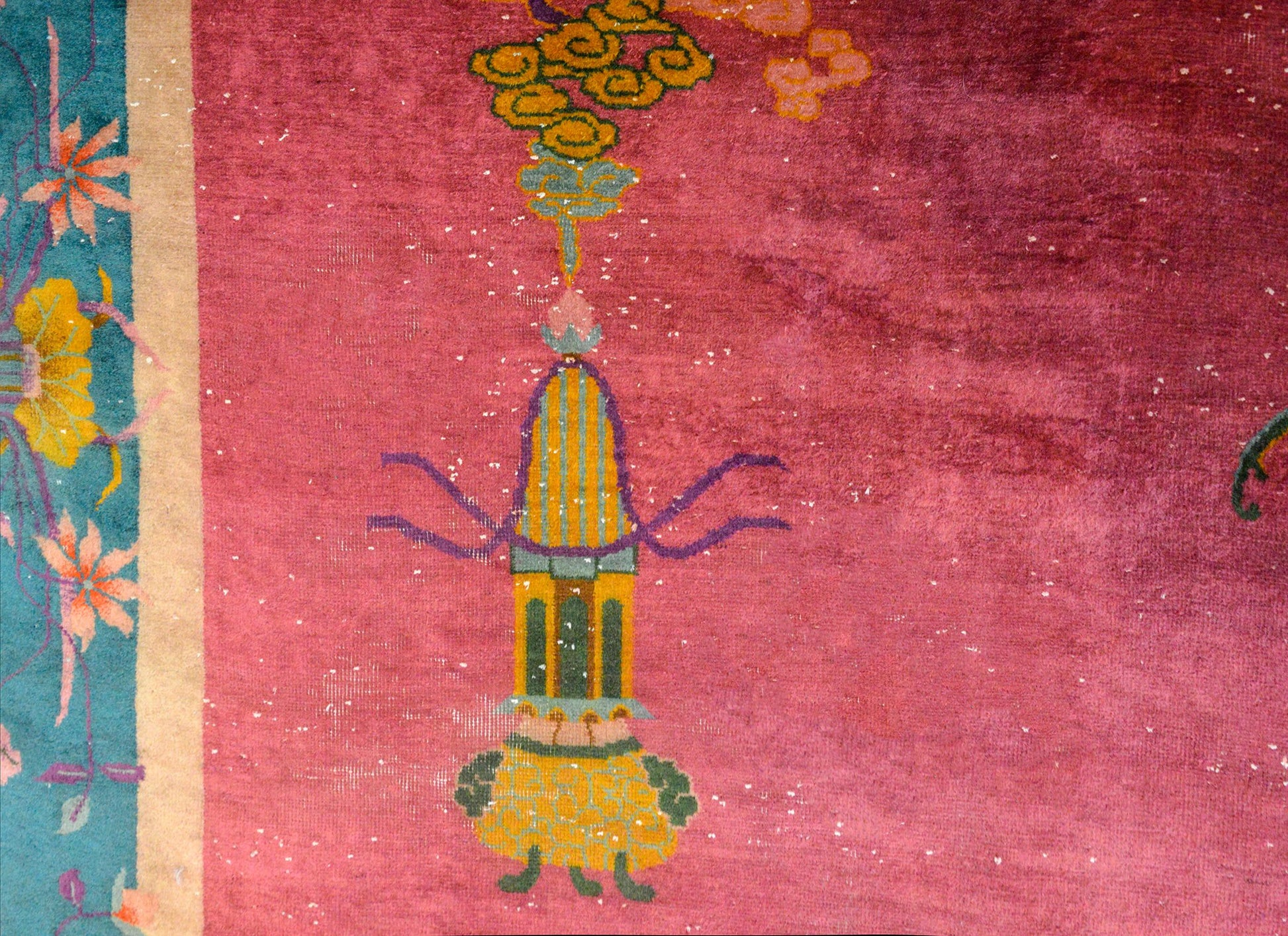 Early 20th Century Chinese Art Deco Rug For Sale