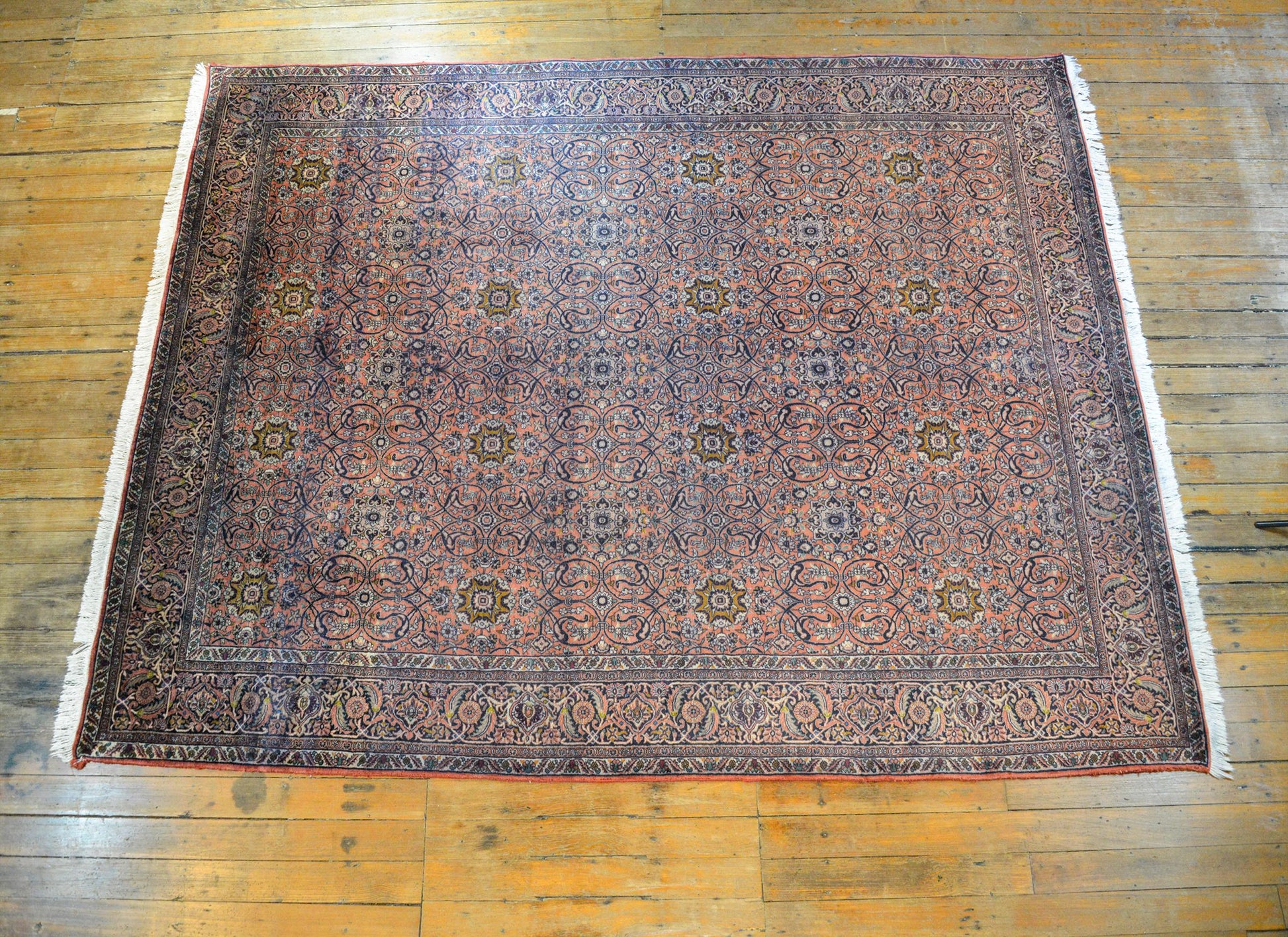 Beautiful Vintage Bidjar Rug For Sale