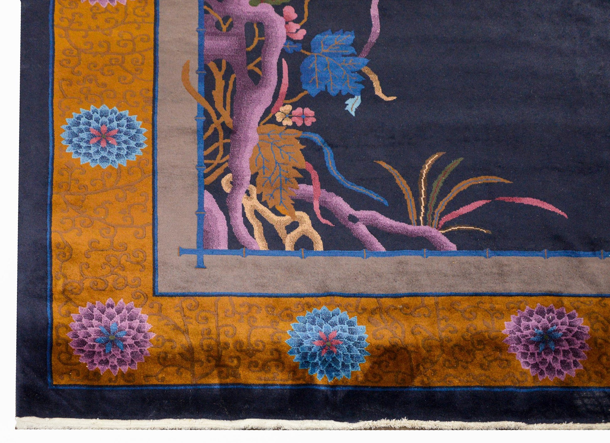 Gorgeous Chinese Art Deco Rug For Sale