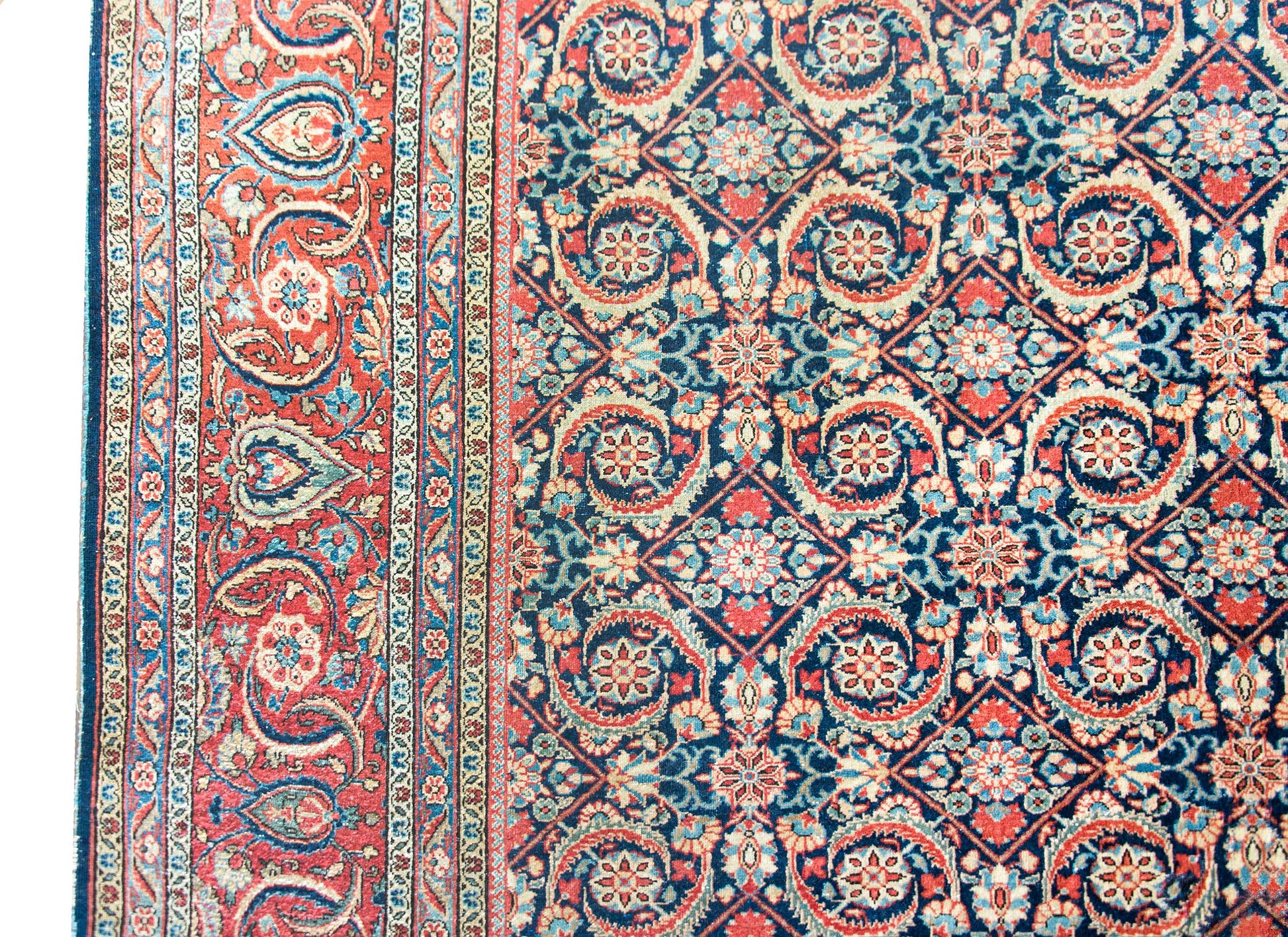 Early 20th Century Persian Kashan Rug For Sale