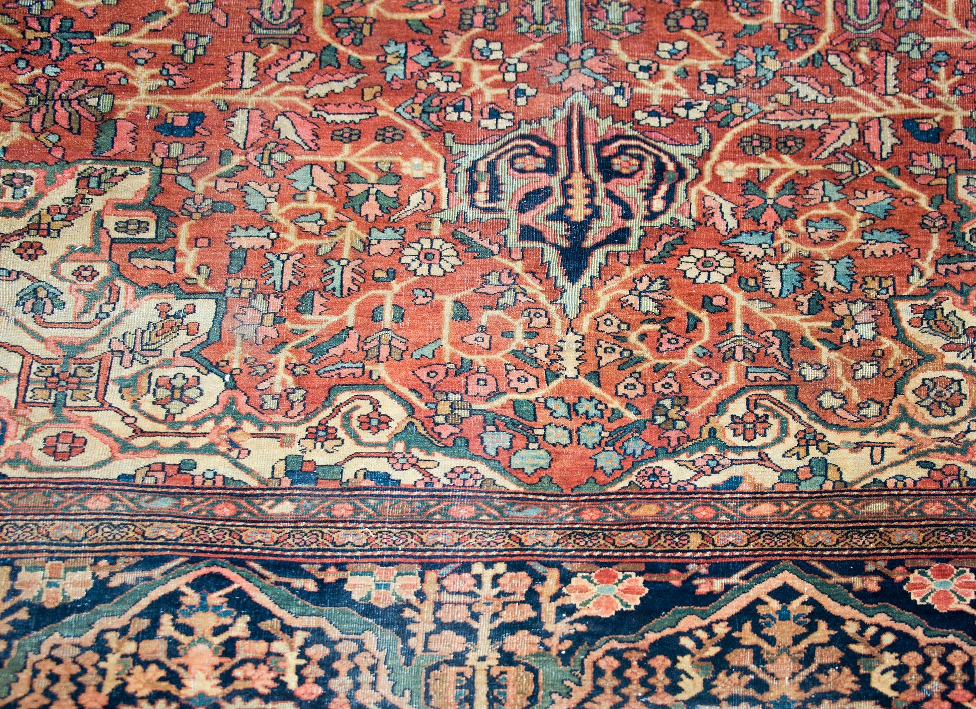 Incredible Early 20th Century Persian Sarouk Rug For Sale