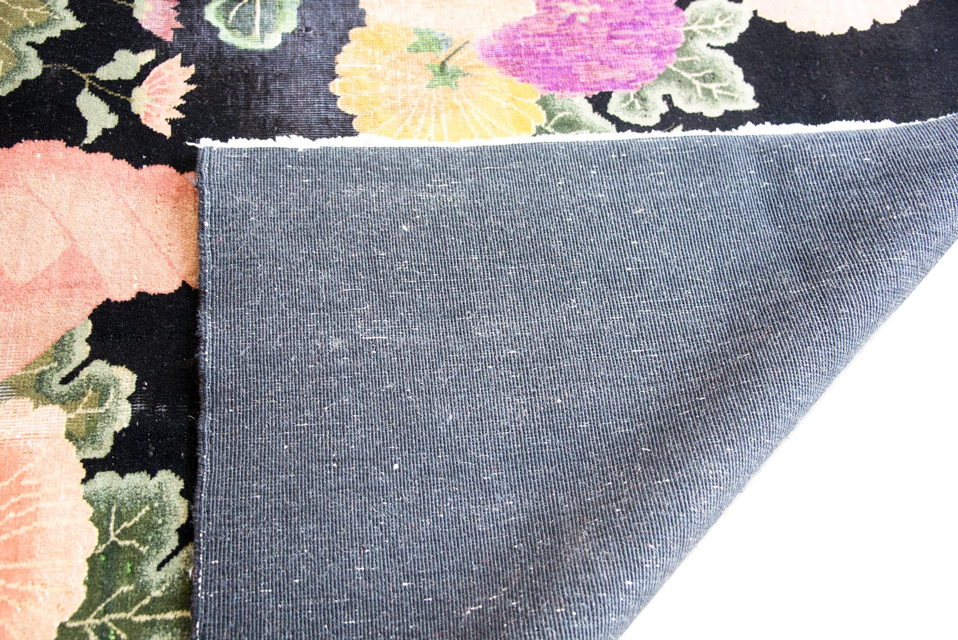 Early 20th Century Chinese Art Deco Rug For Sale