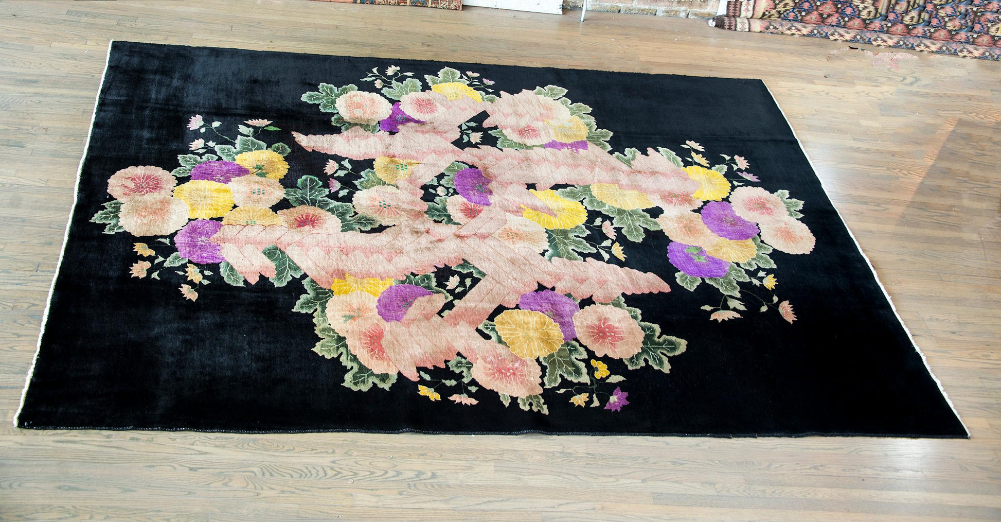 Early 20th Century Chinese Art Deco Rug For Sale