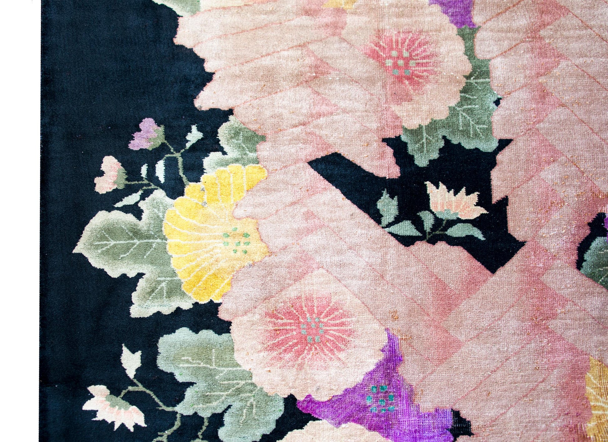 Early 20th Century Chinese Art Deco Rug For Sale