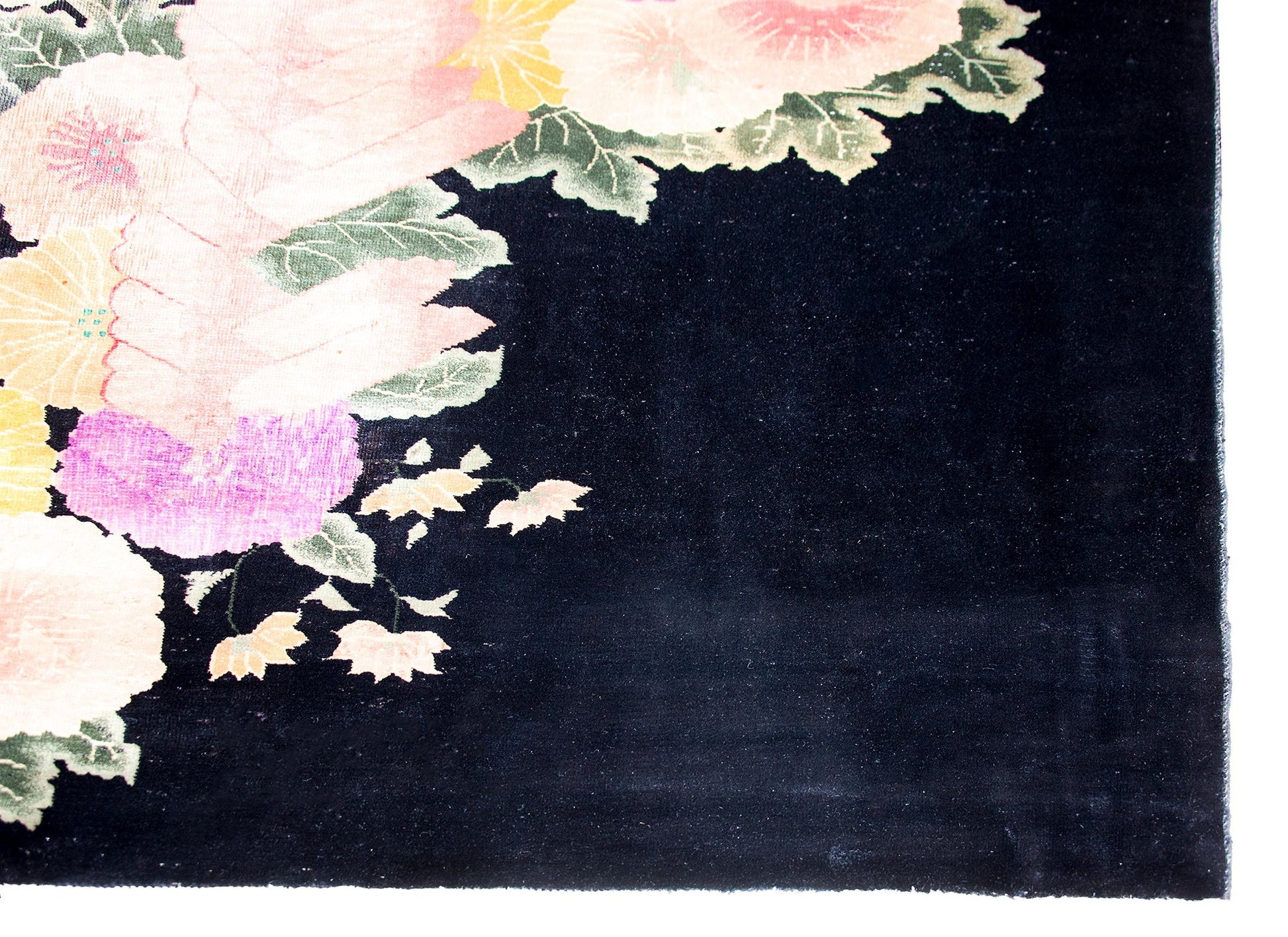 Early 20th Century Chinese Art Deco Rug For Sale