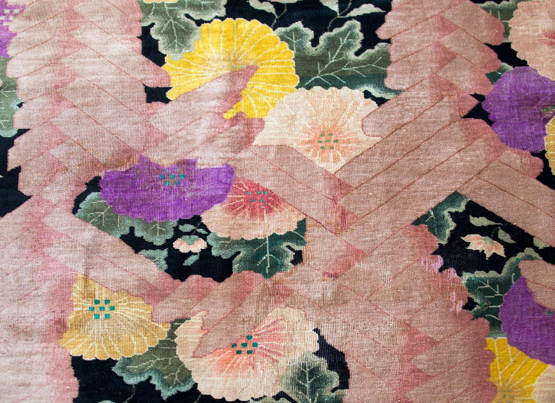Early 20th Century Chinese Art Deco Rug For Sale