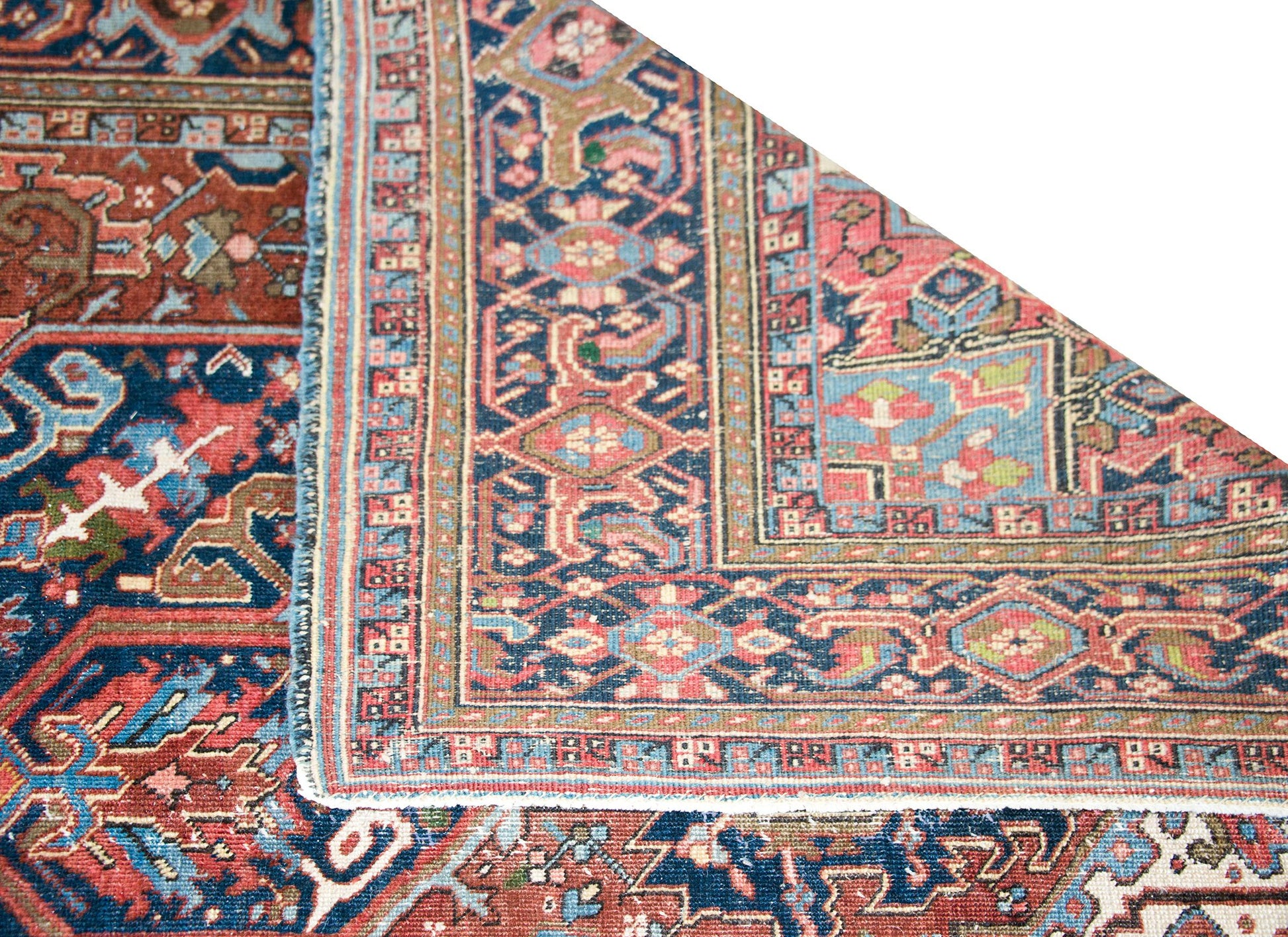 Early 20th Century Persian Heriz Rug For Sale